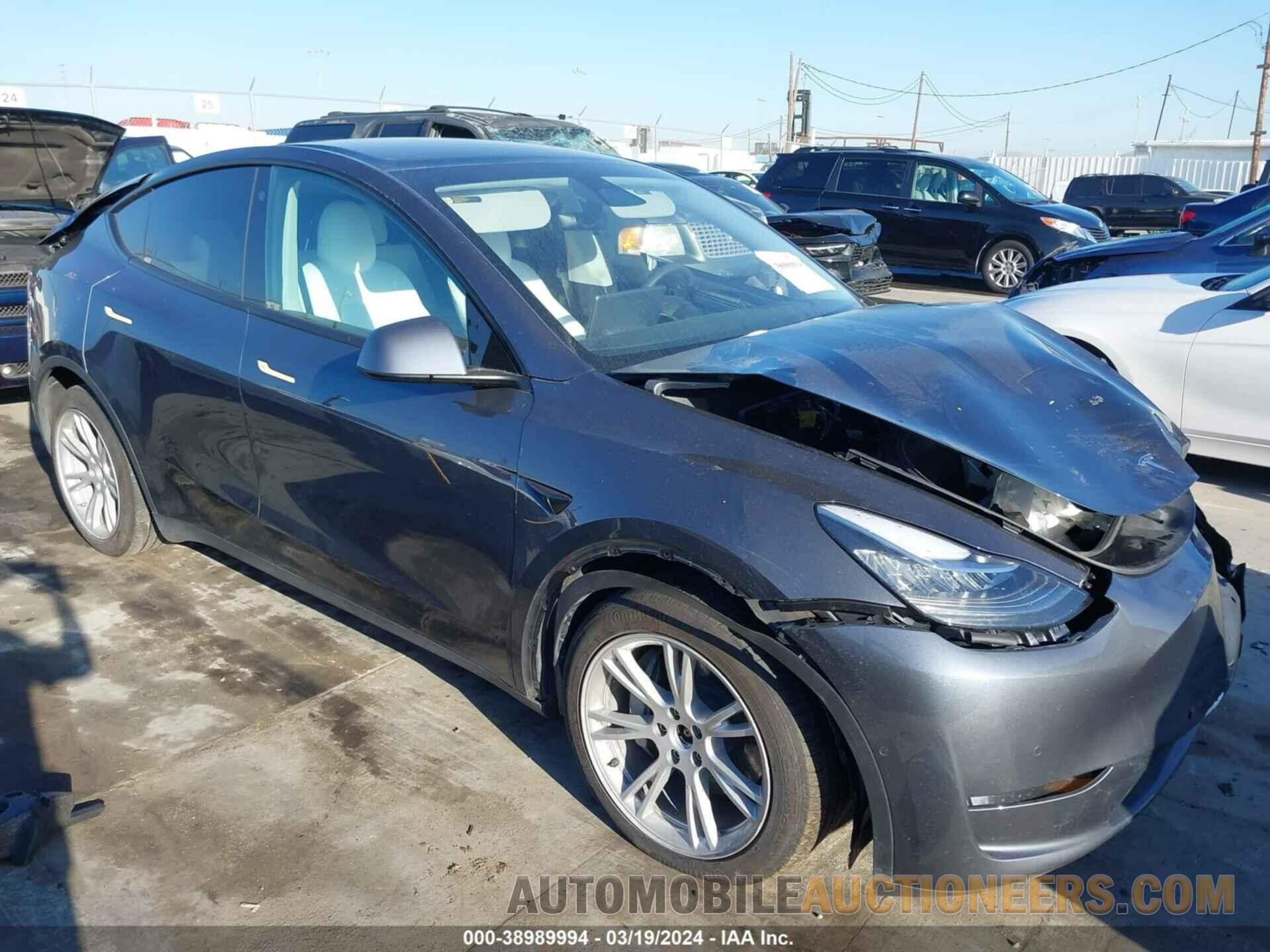 7SAYGDEE3NF409650 TESLA MODEL Y 2022