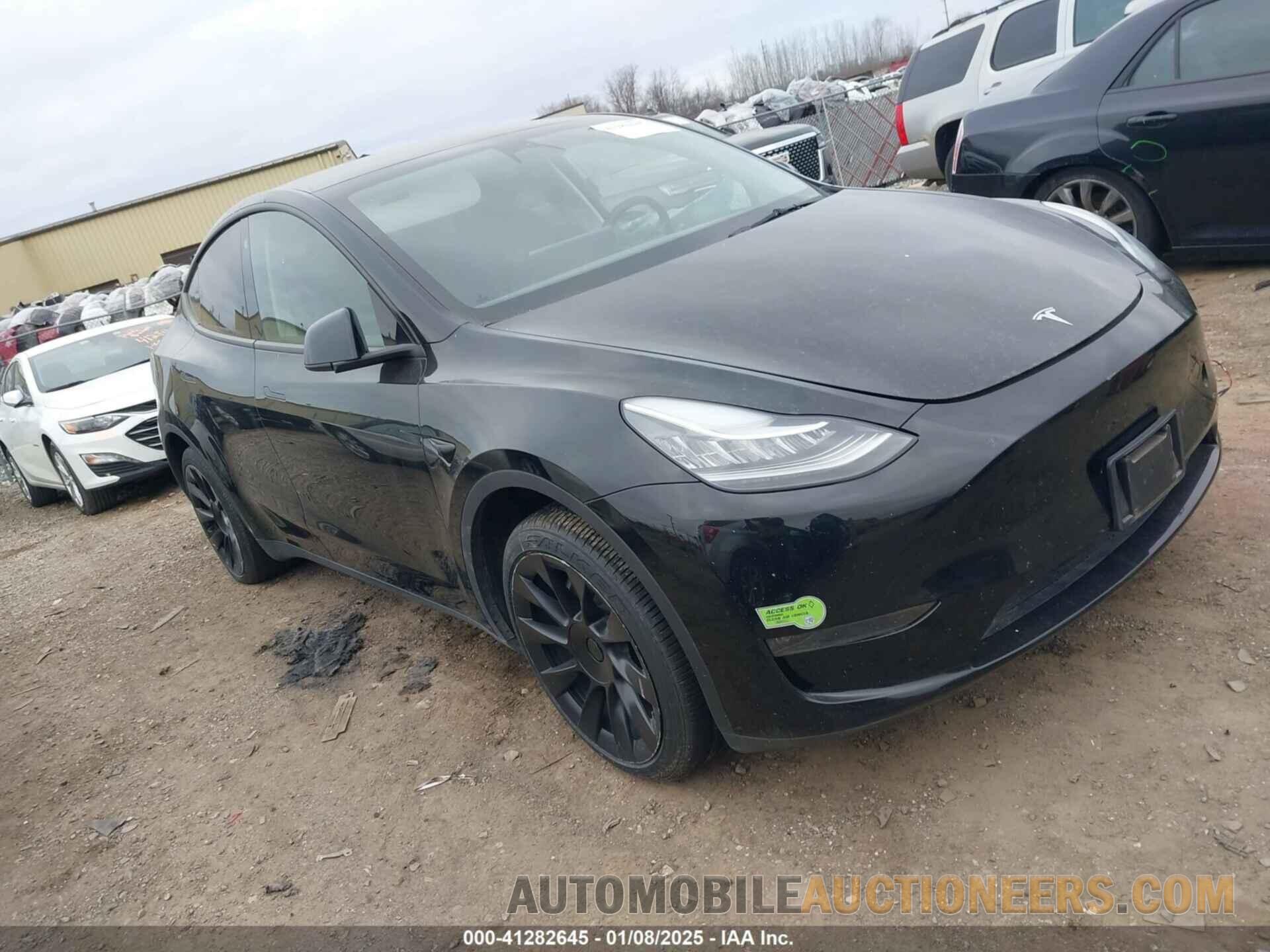 7SAYGDEE3PA042779 TESLA MODEL Y 2023