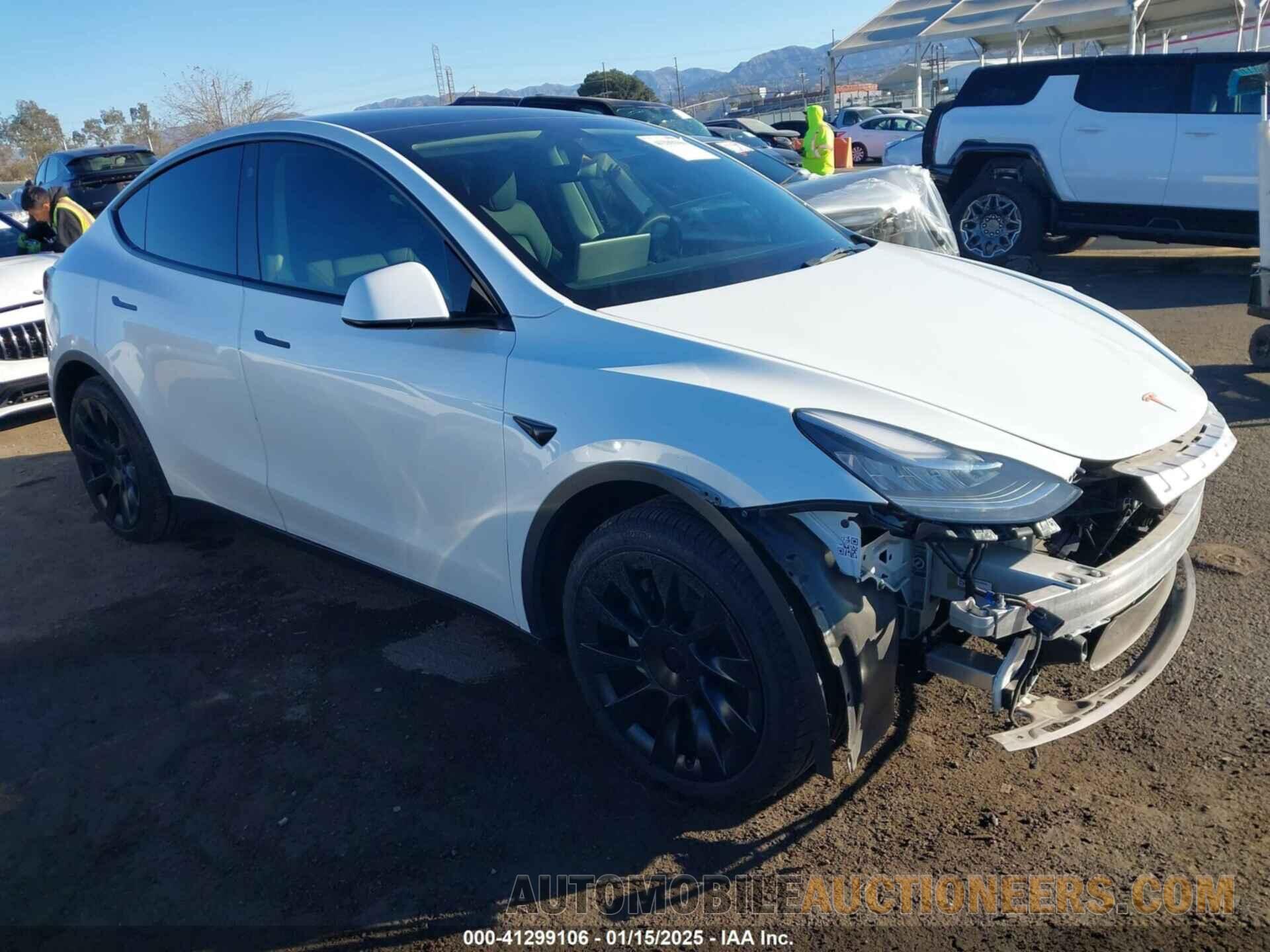 7SAYGDEE3PA069903 TESLA MODEL Y 2023