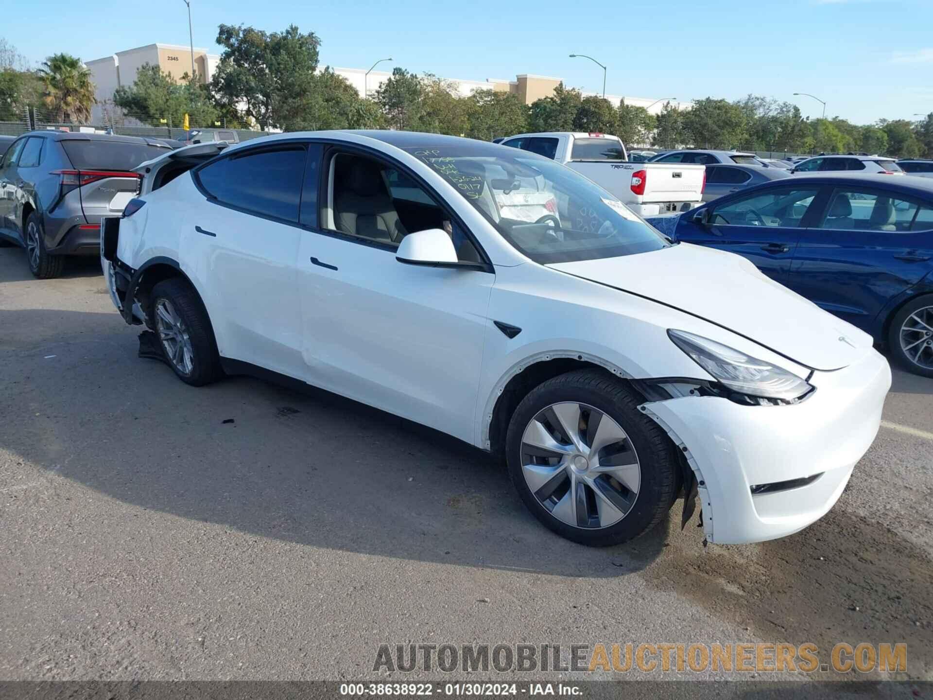 7SAYGDEE3PA130117 TESLA MODEL Y 2023