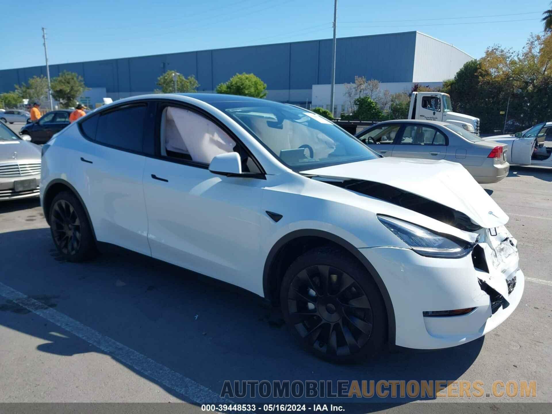 7SAYGDEE3PA135947 TESLA MODEL Y 2023