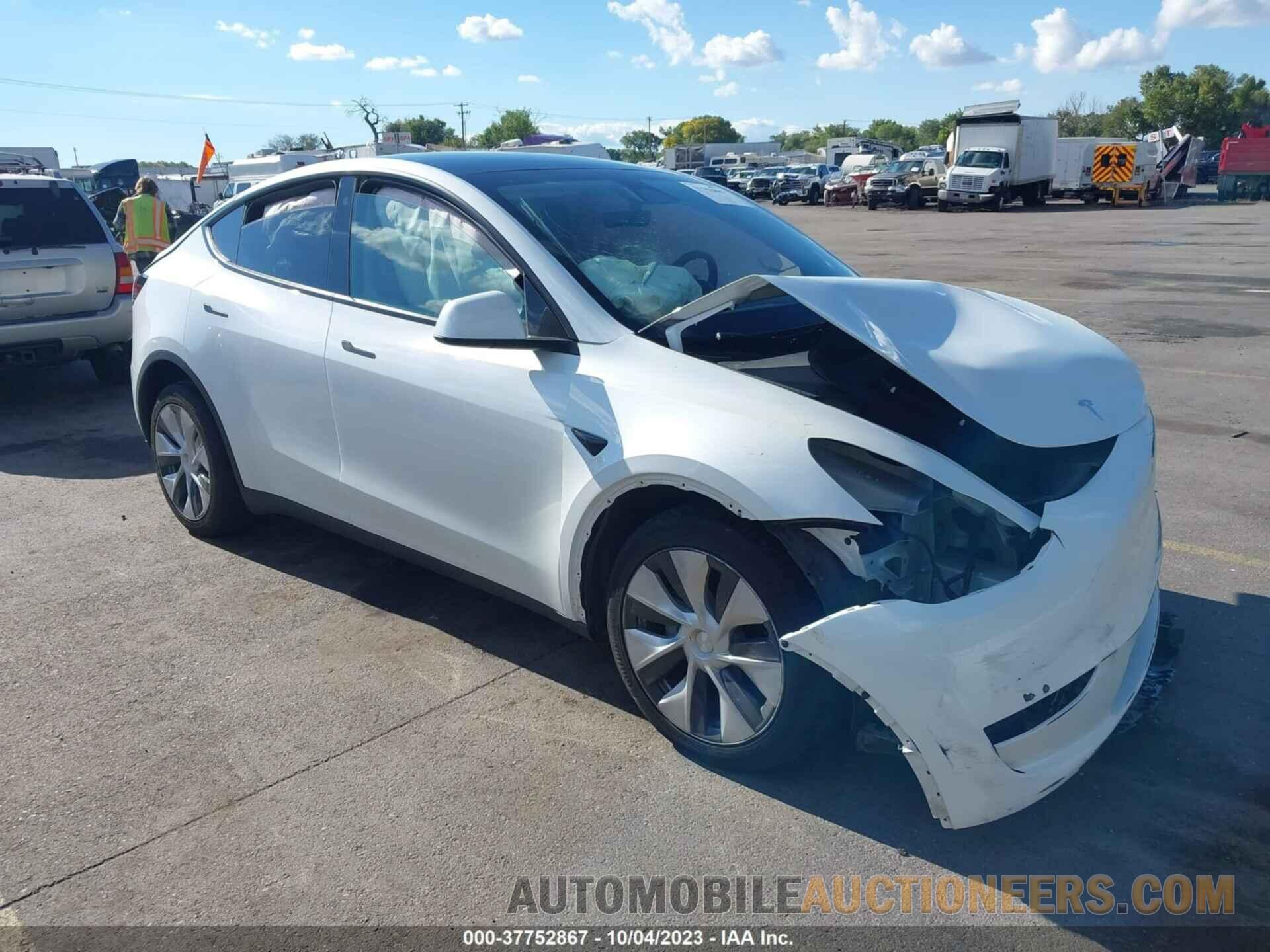 7SAYGDEE3PF667475 TESLA MODEL Y 2023