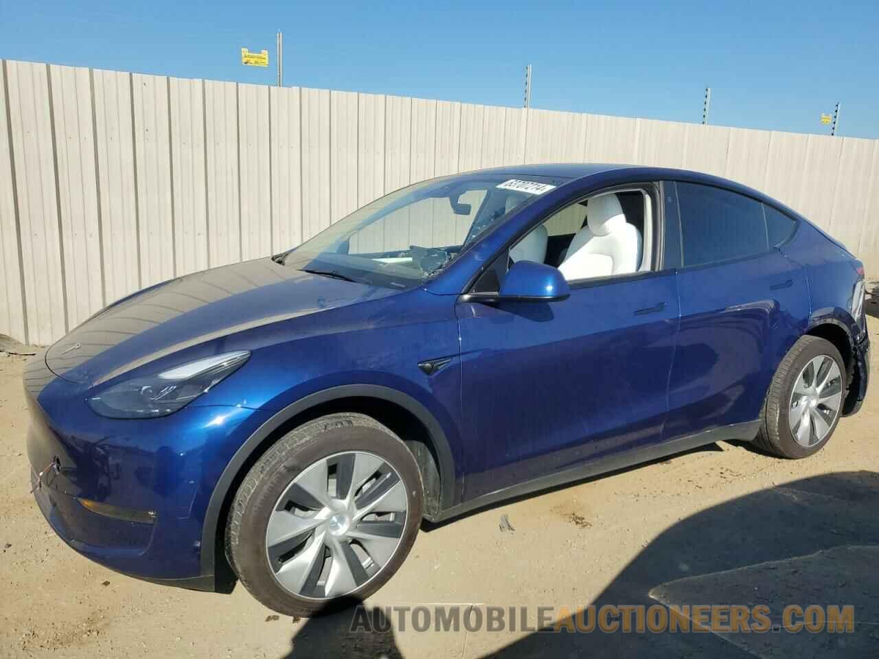 7SAYGDEE3PF710261 TESLA MODEL Y 2023