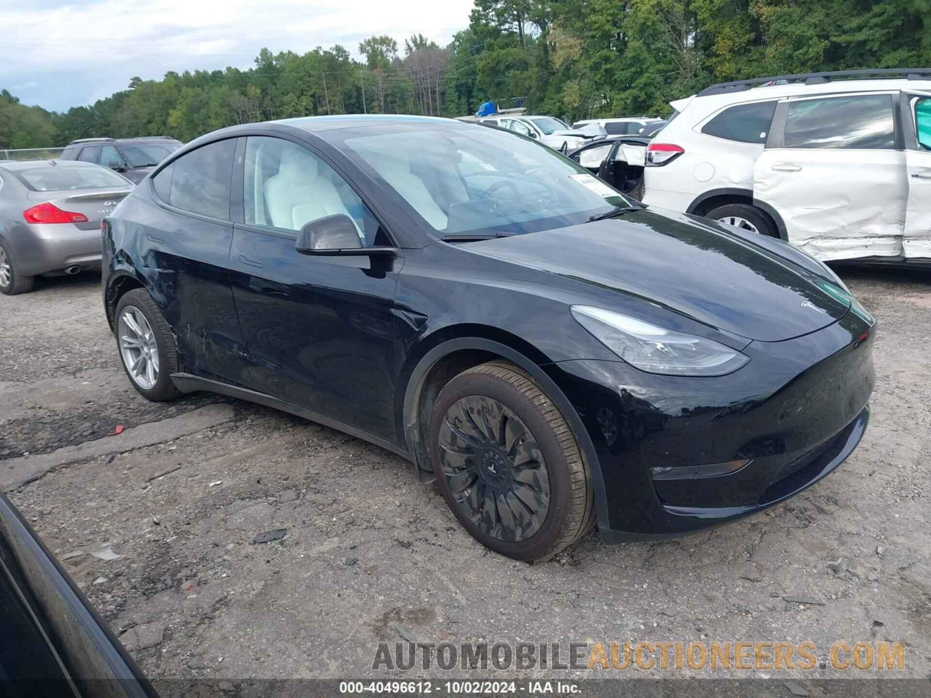 7SAYGDEE3RA216935 TESLA MODEL Y 2024