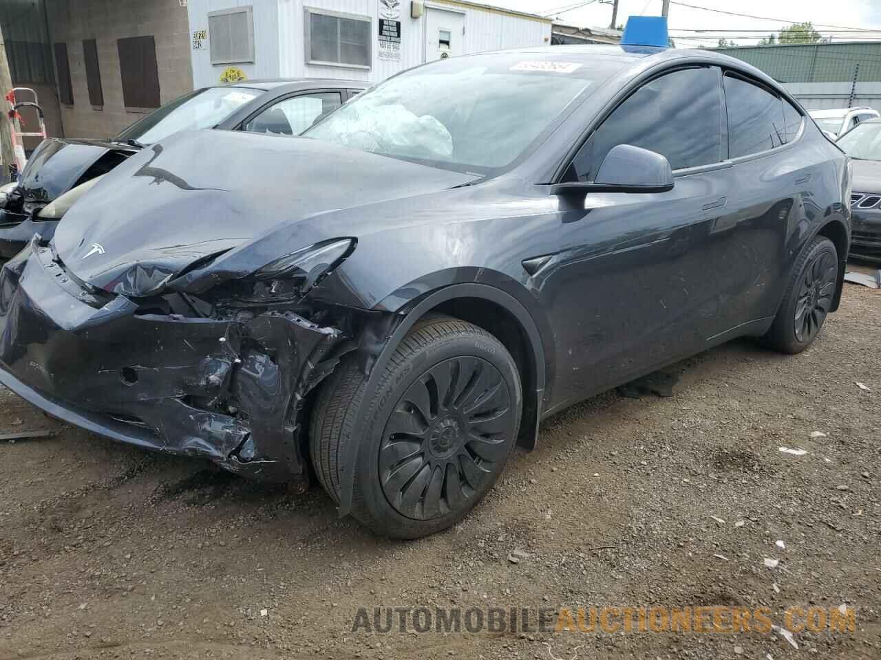 7SAYGDEE3RA226106 TESLA MODEL Y 2024