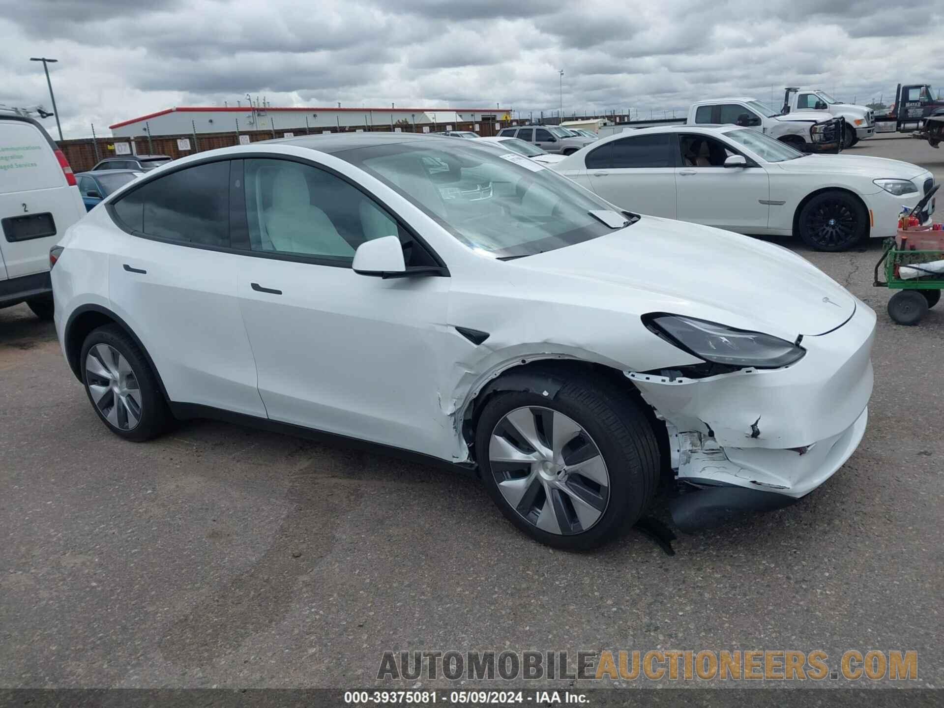 7SAYGDEE3RA227398 TESLA MODEL Y 2024