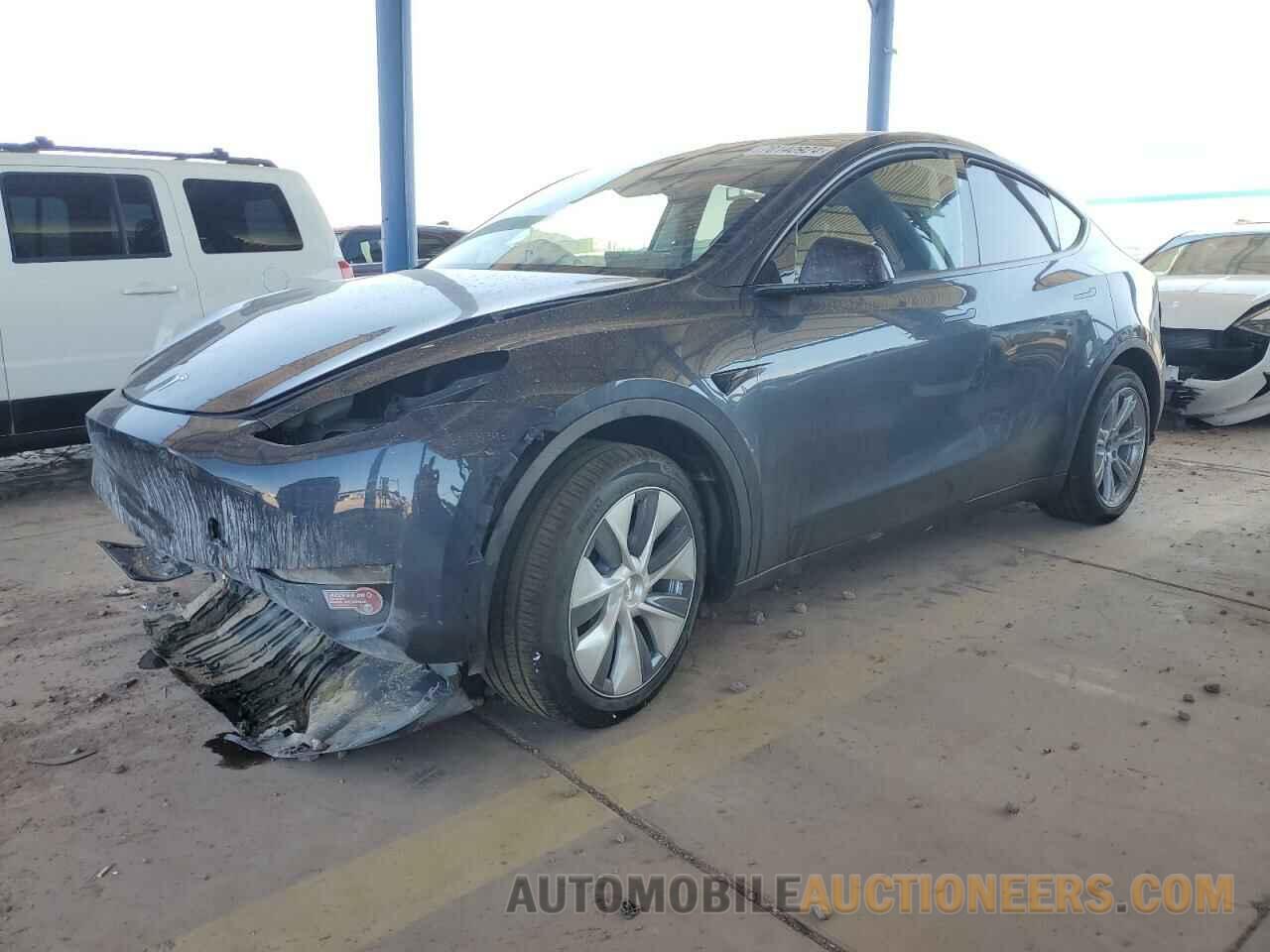 7SAYGDEE3RA235002 TESLA MODEL Y 2024