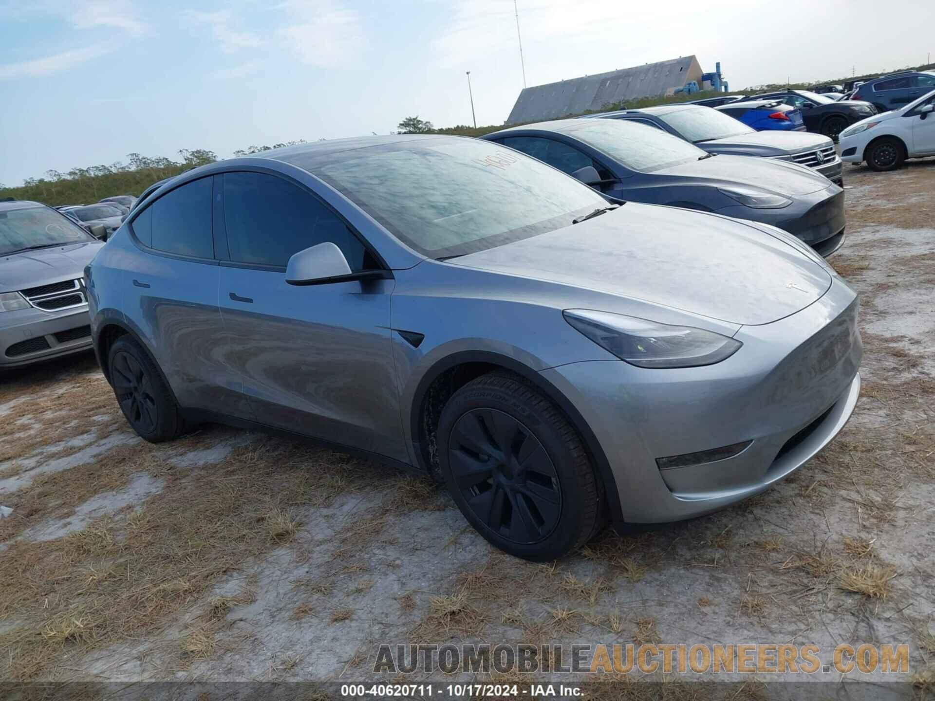 7SAYGDEE3RA317778 TESLA MODEL Y 2024