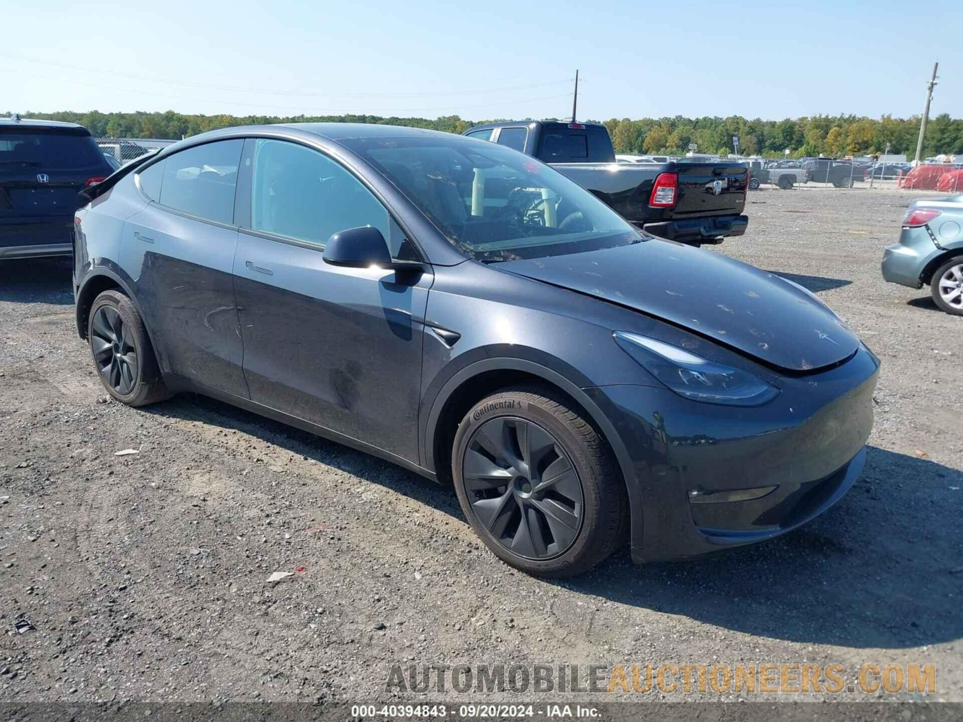 7SAYGDEE3RF152964 TESLA MODEL Y 2024