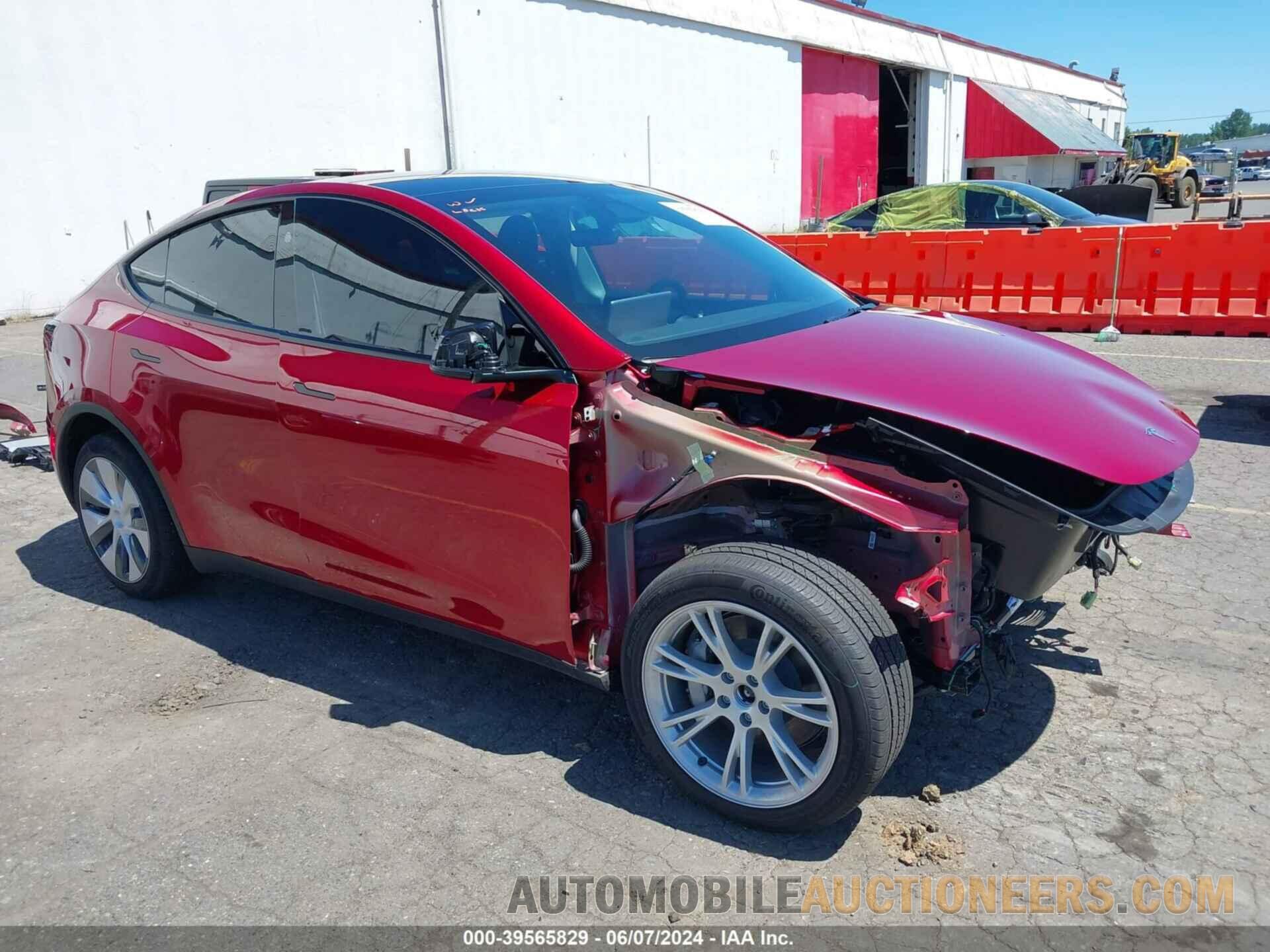 7SAYGDEE3RF993747 TESLA MODEL Y 2024