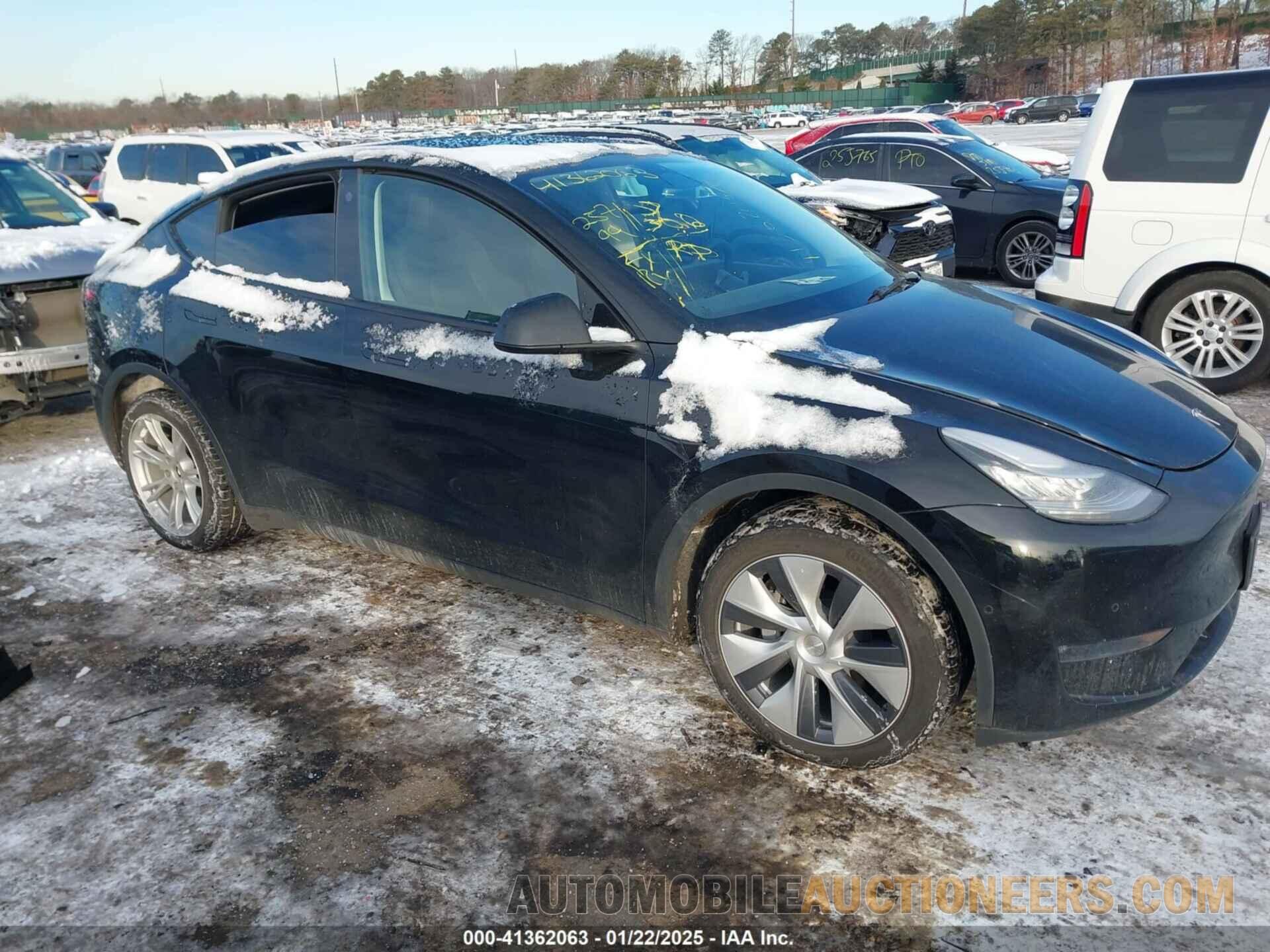 7SAYGDEE4NA008363 TESLA MODEL Y 2022