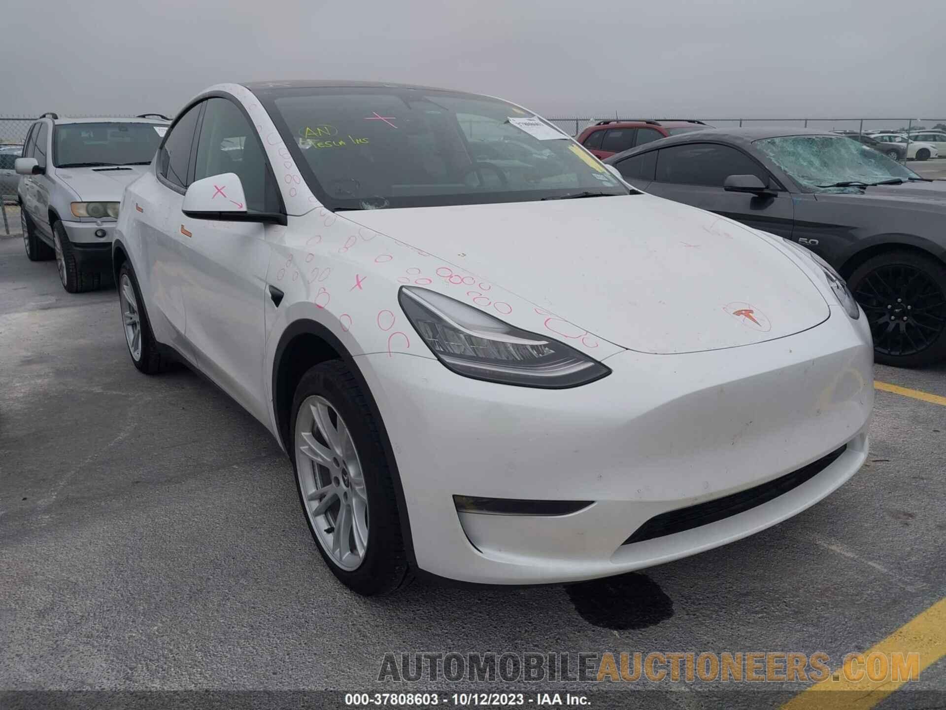 7SAYGDEE4NA010002 TESLA MODEL Y 2022