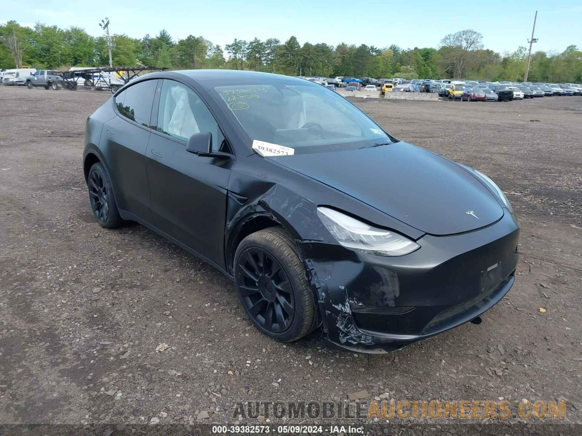 7SAYGDEE4NA018942 TESLA MODEL Y 2022