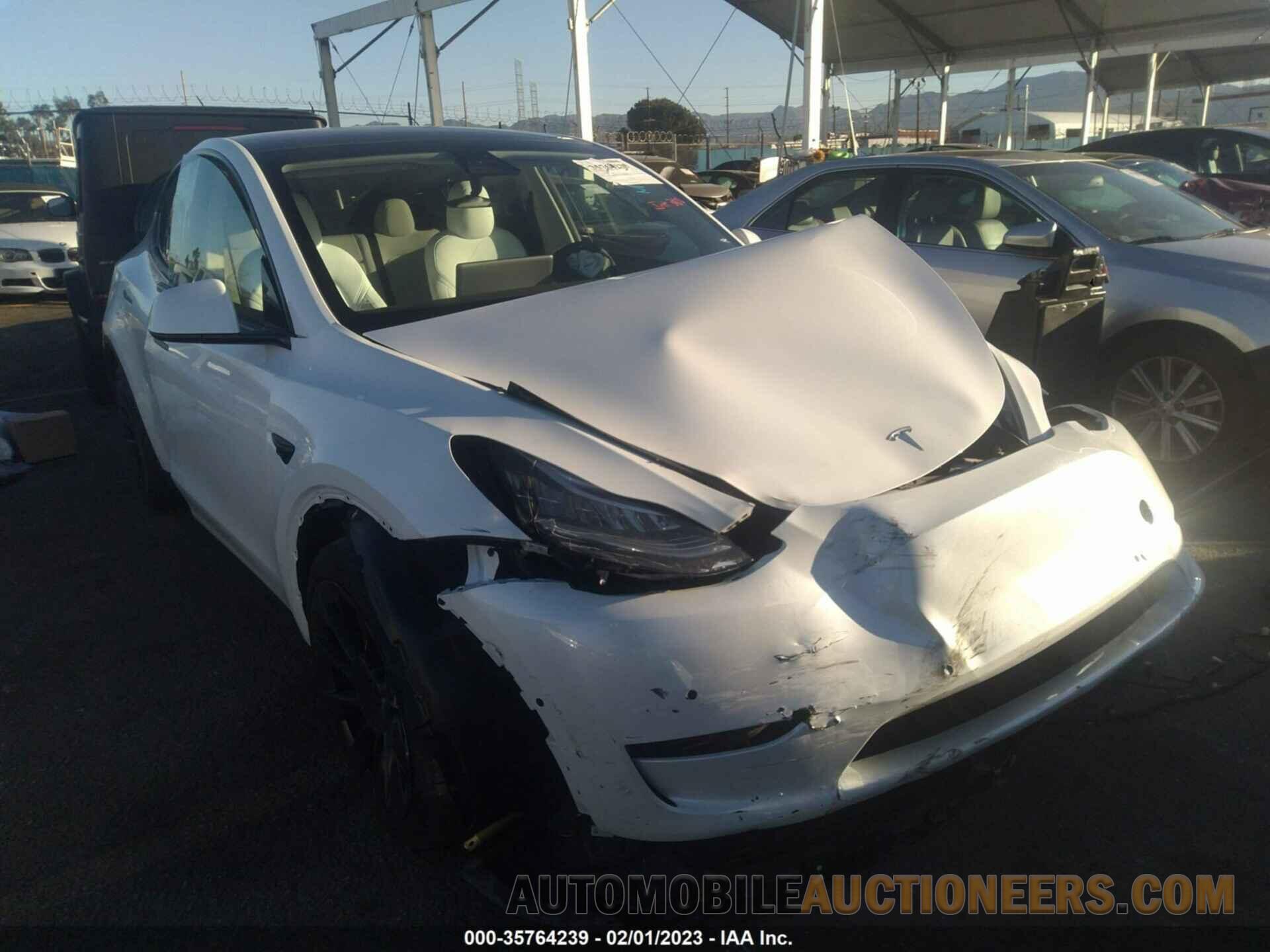 7SAYGDEE4NF323389 TESLA MODEL Y 2022