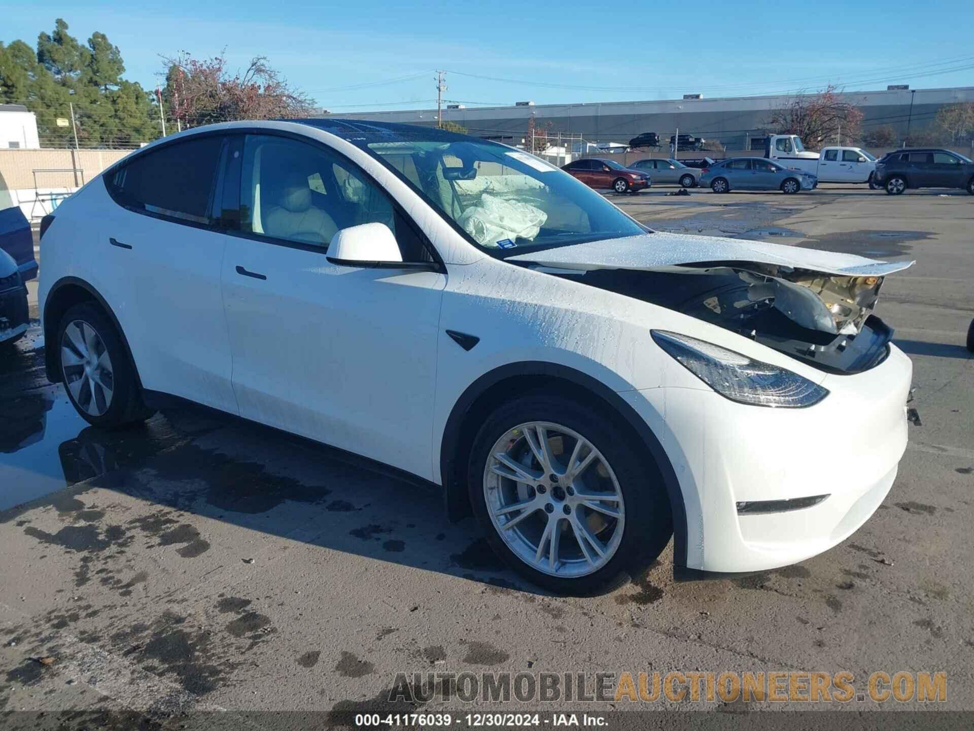 7SAYGDEE4NF360183 TESLA MODEL Y 2022