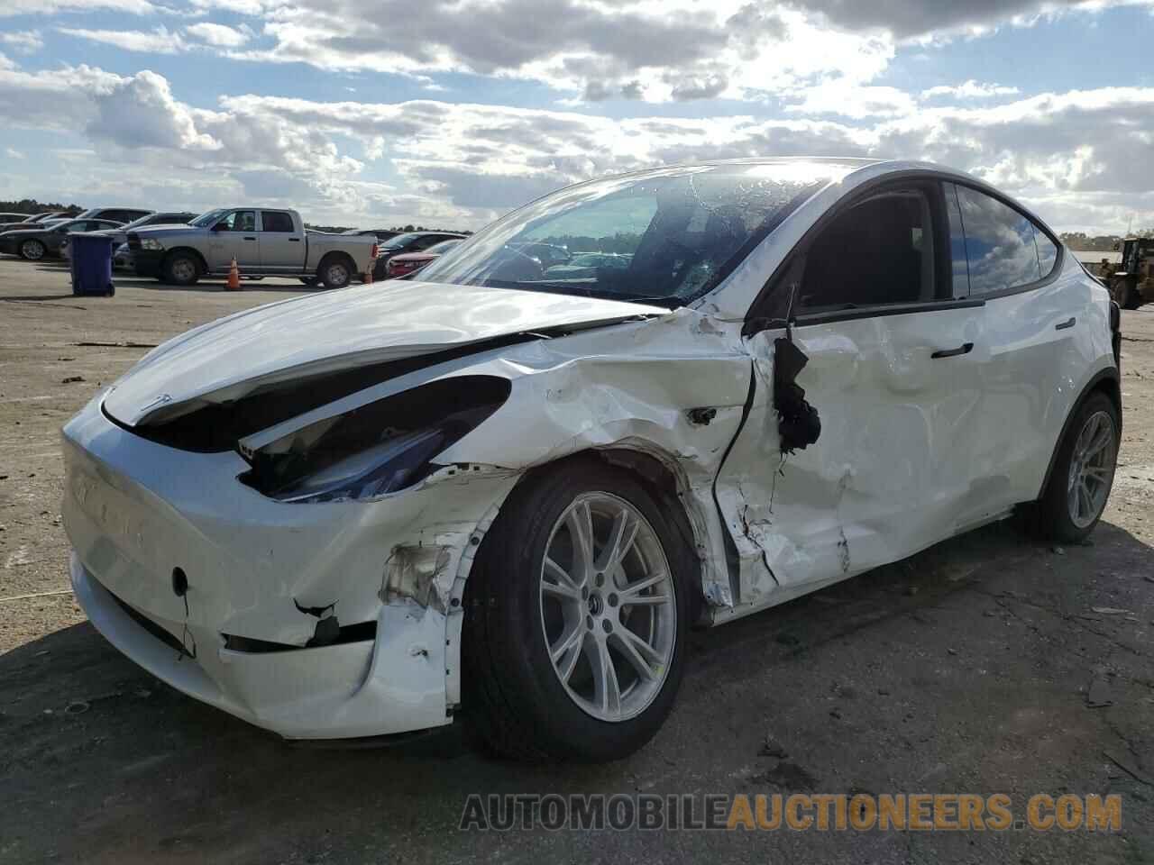 7SAYGDEE4PA027398 TESLA MODEL Y 2023