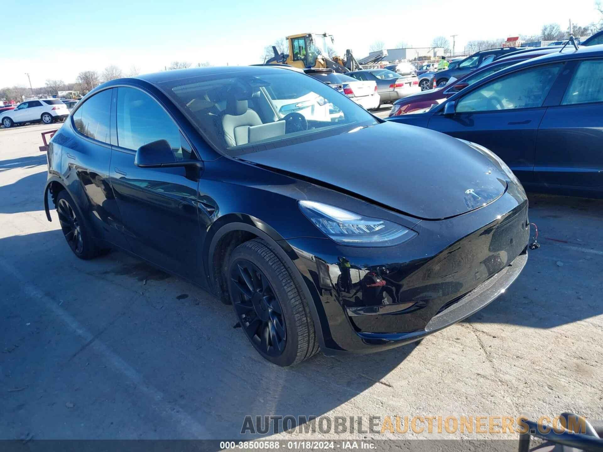 7SAYGDEE4PA084524 TESLA MODEL Y 2023