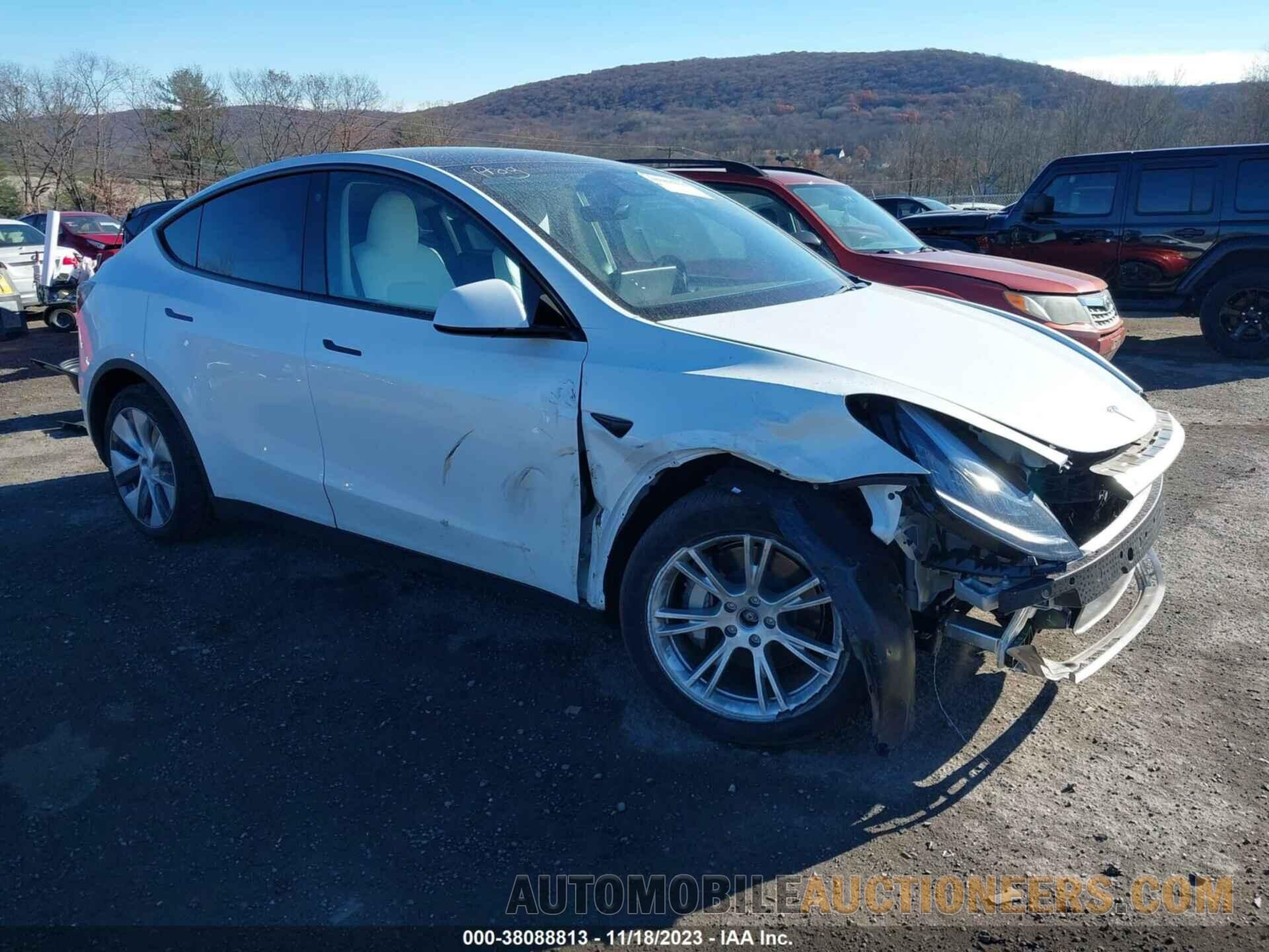 7SAYGDEE4PA100690 TESLA MODEL Y 2023