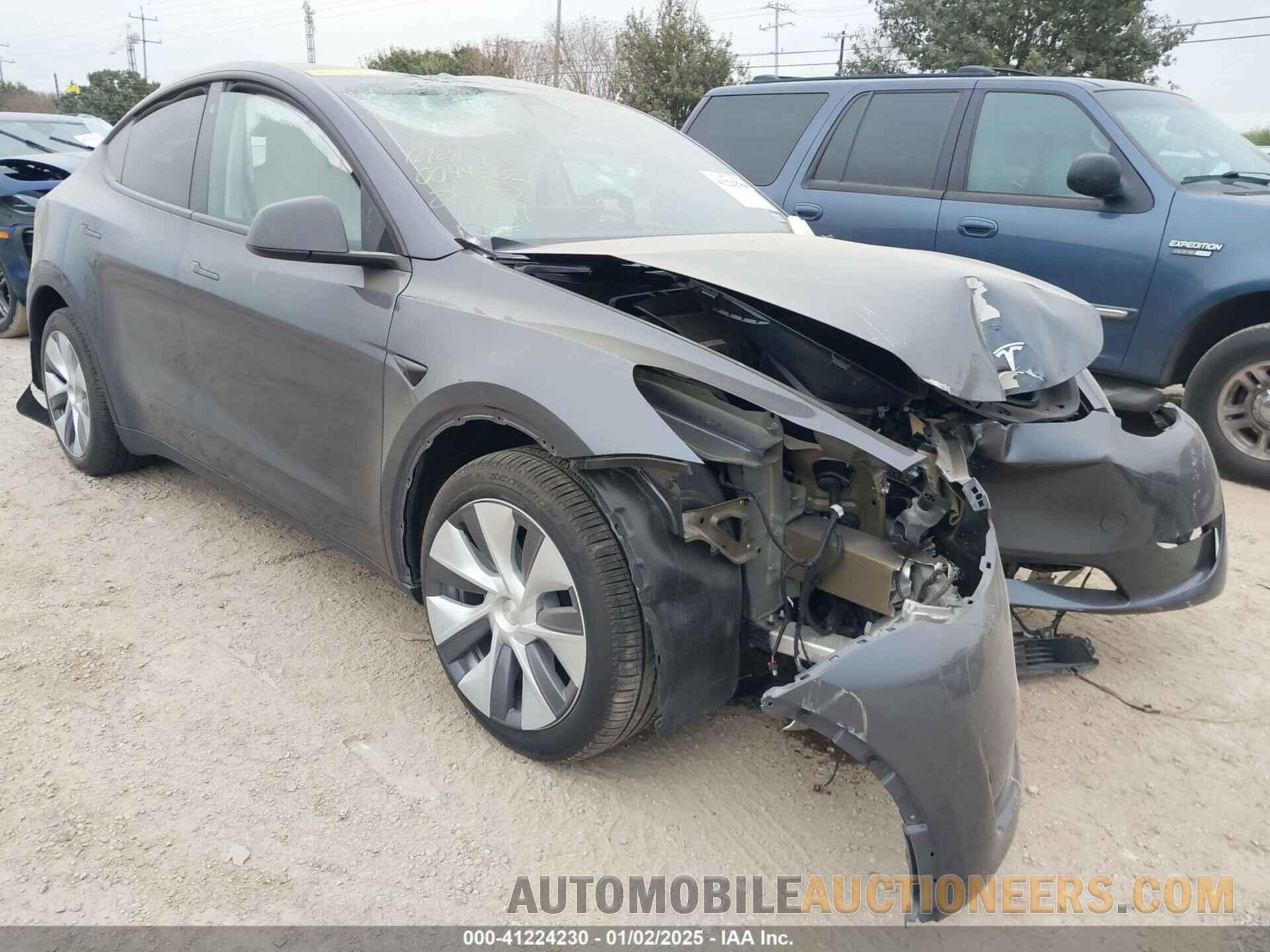 7SAYGDEE4PA111611 TESLA MODEL Y 2023