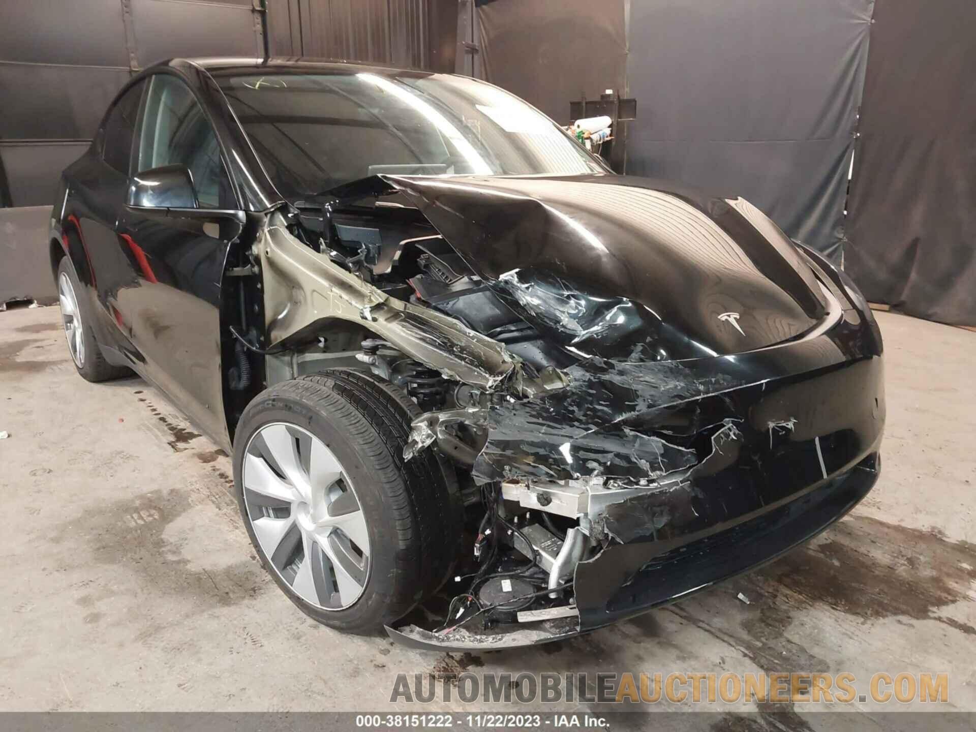 7SAYGDEE4PA114864 TESLA MODEL Y 2023