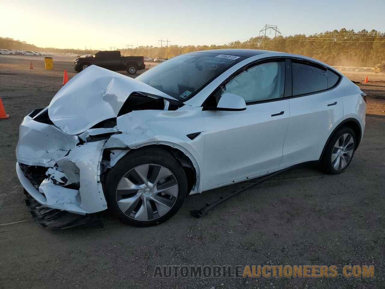 7SAYGDEE4PA131129 TESLA MODEL Y 2023