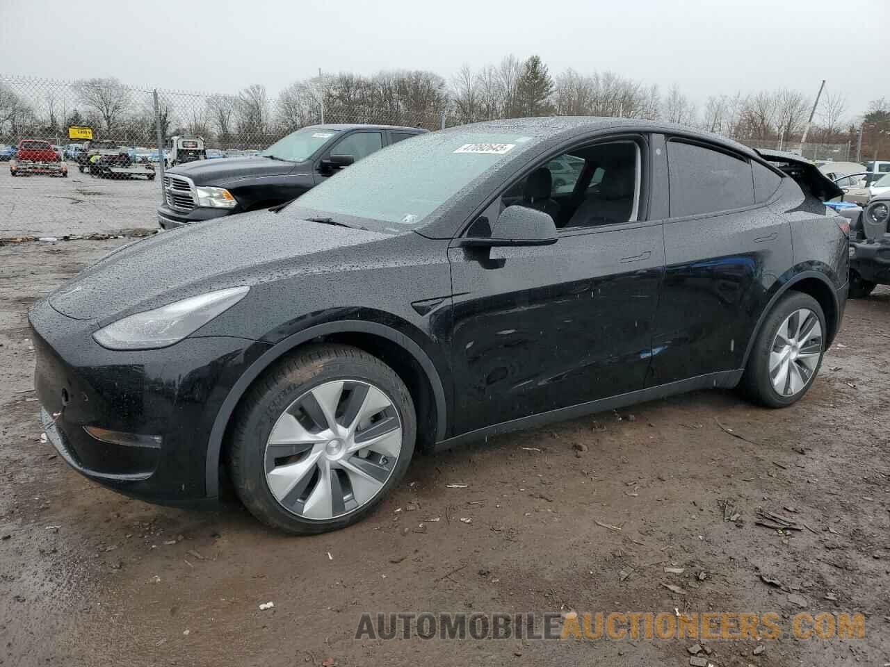 7SAYGDEE4PF645677 TESLA MODEL Y 2023