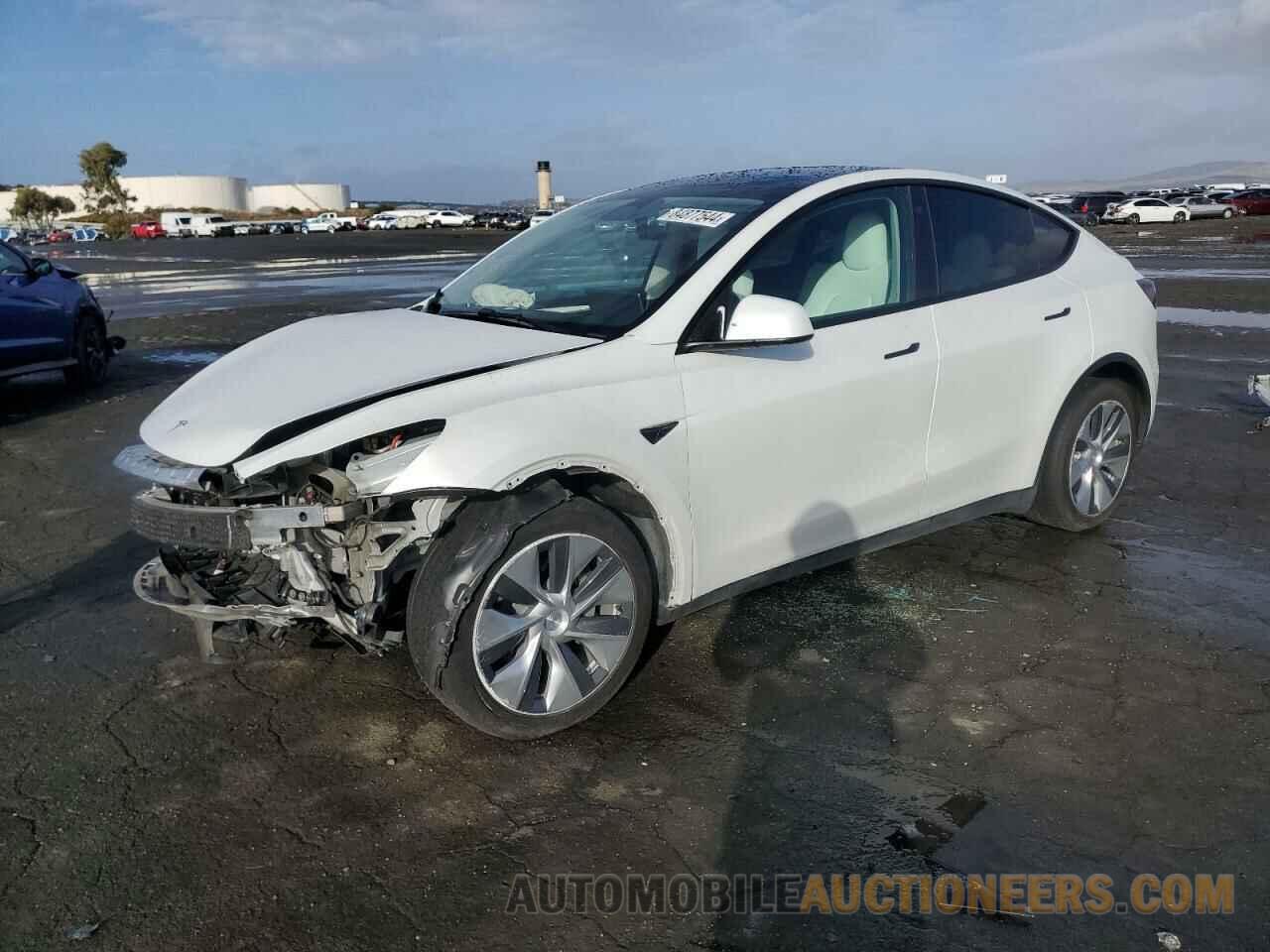 7SAYGDEE4PF695575 TESLA MODEL Y 2023