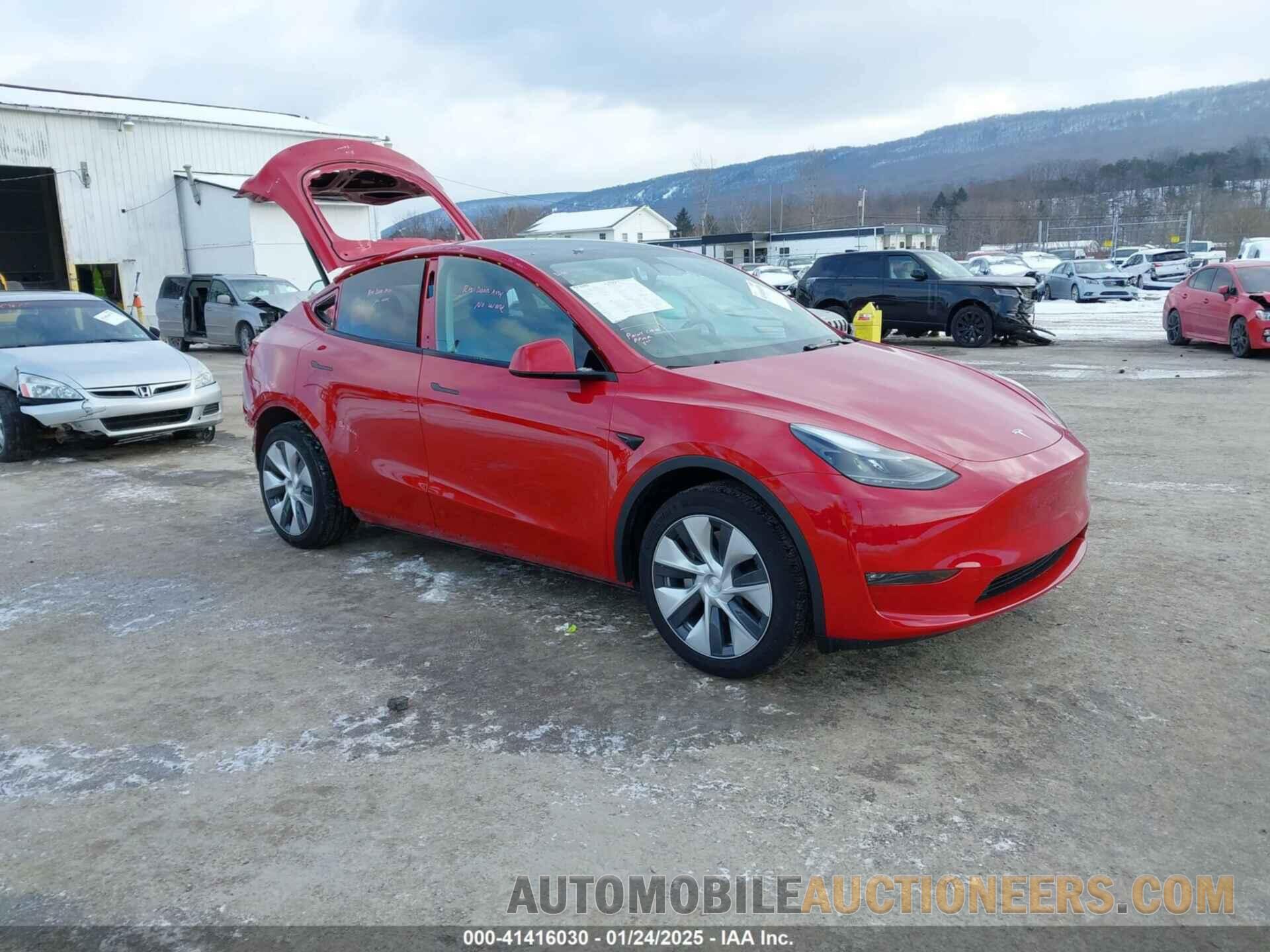 7SAYGDEE4PF713959 TESLA MODEL Y 2023