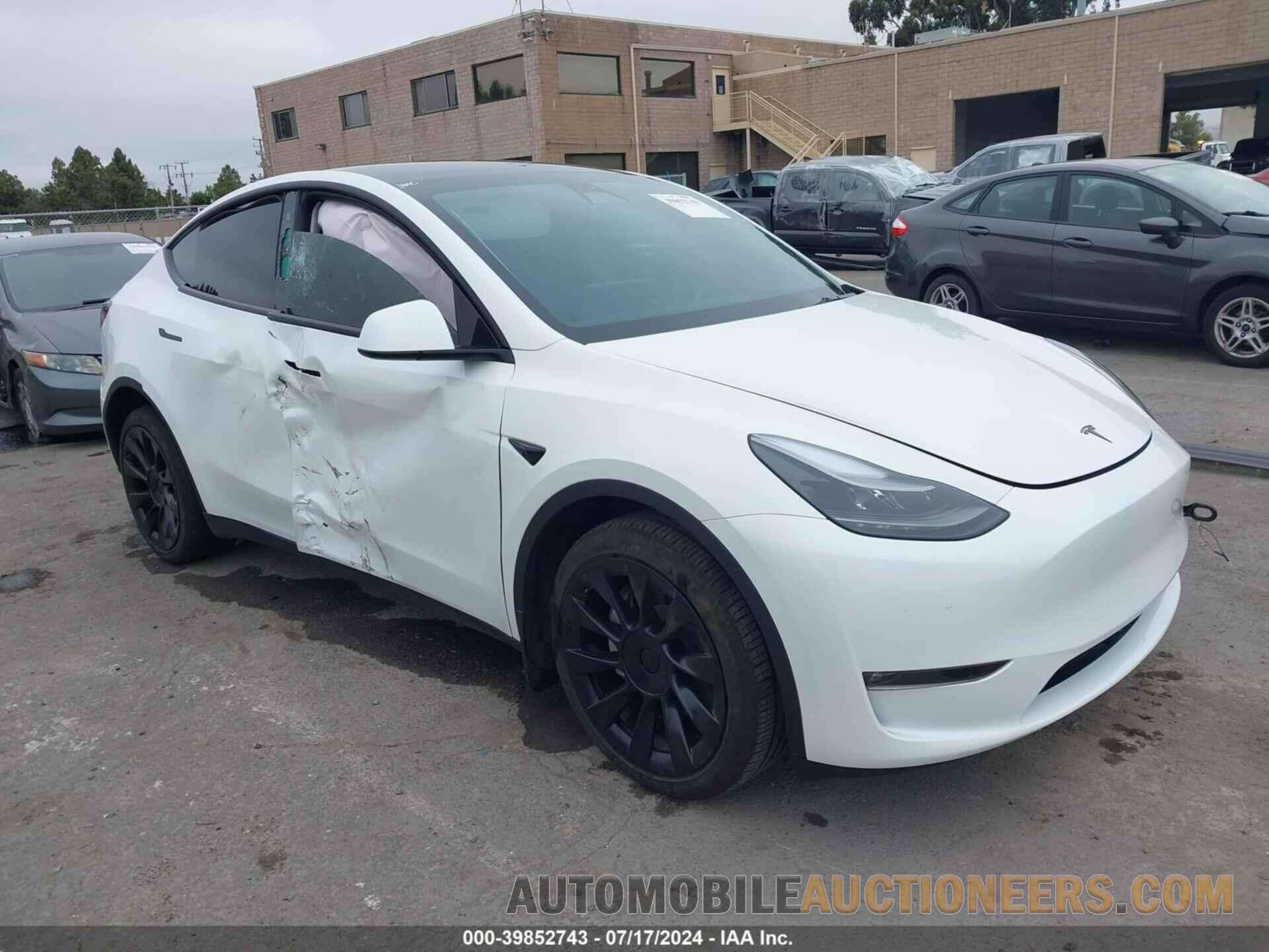 7SAYGDEE4PF751899 TESLA MODEL Y 2023