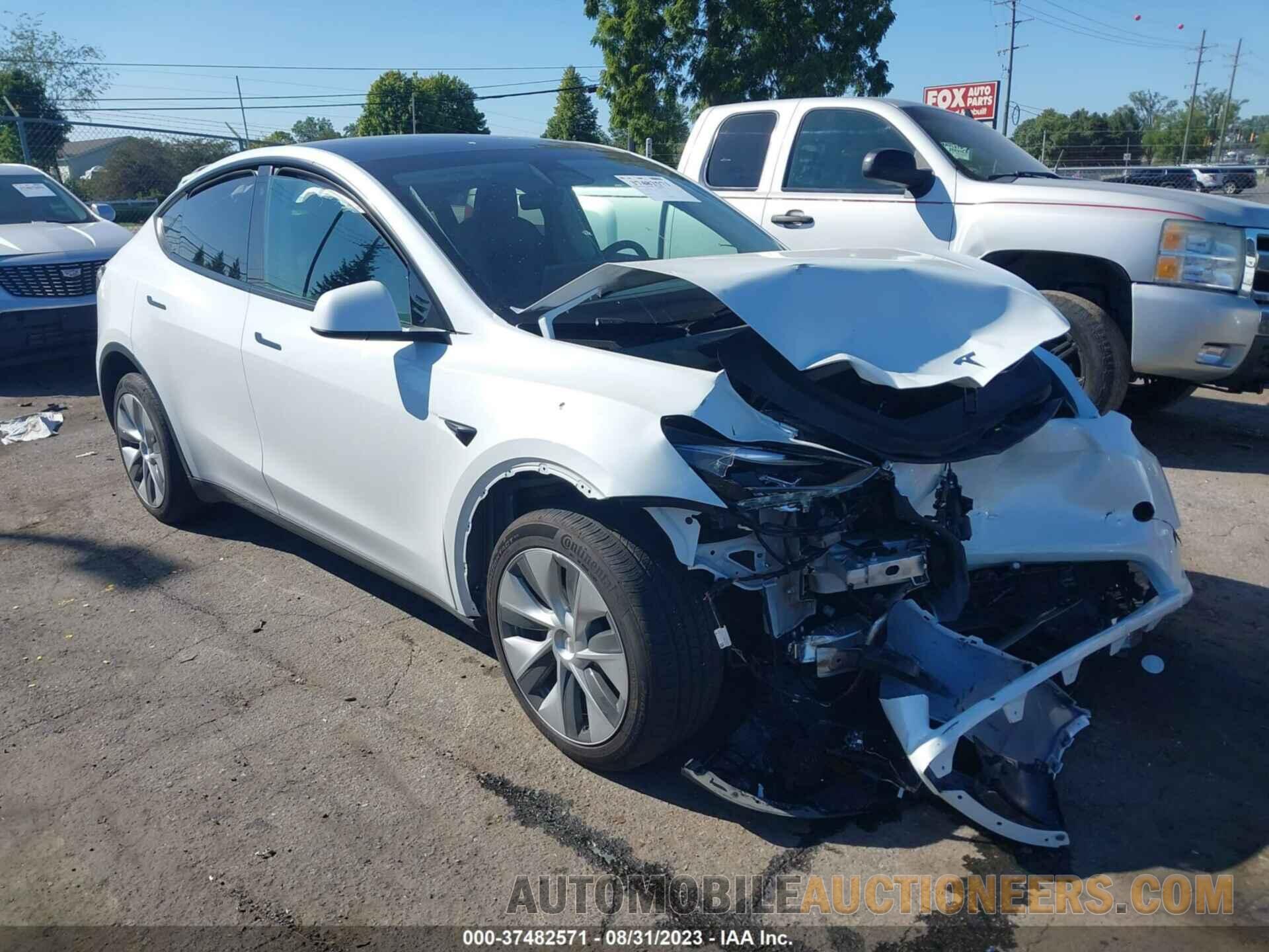 7SAYGDEE4PF788452 TESLA MODEL Y 2023