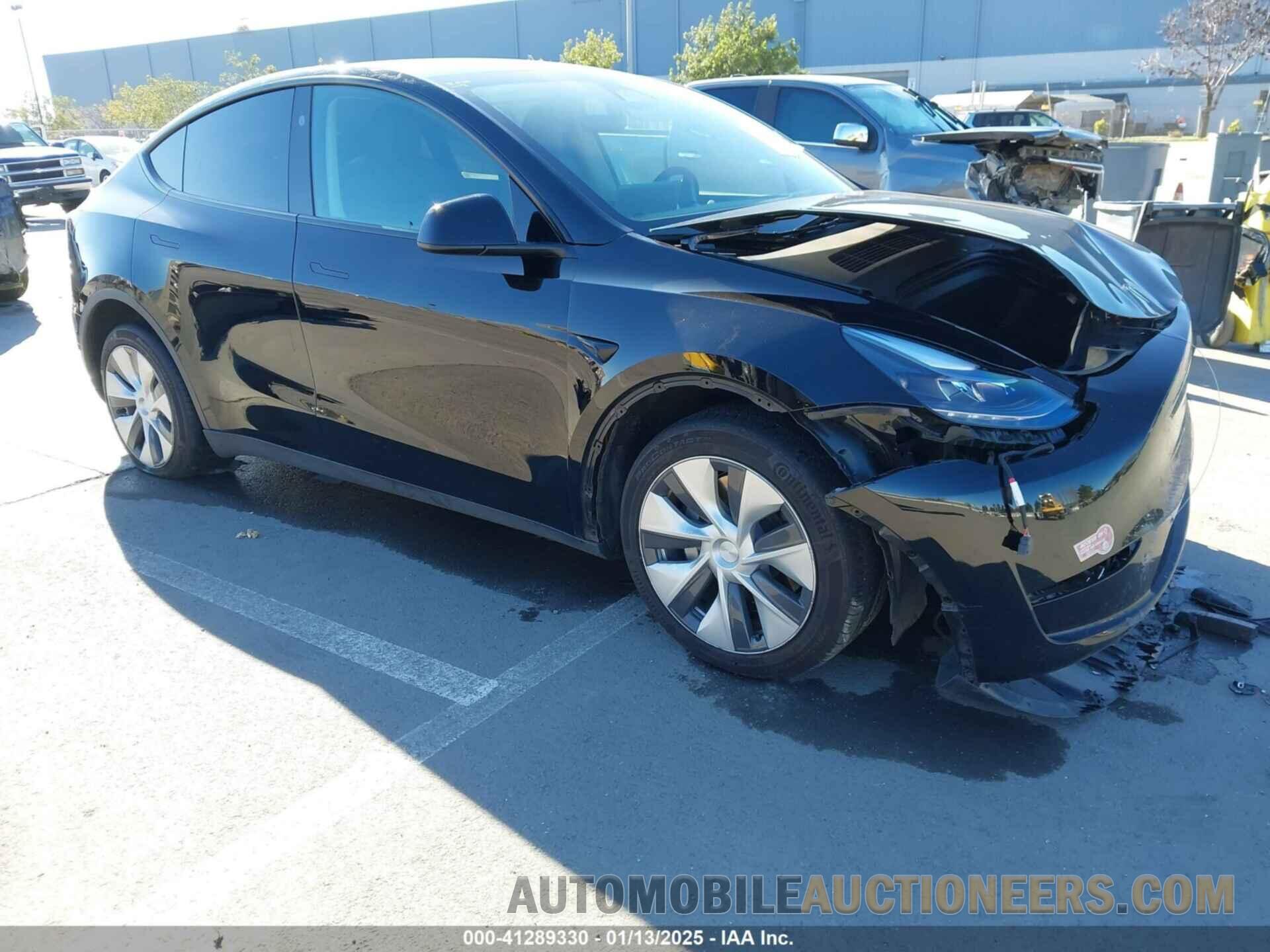 7SAYGDEE4PF815858 TESLA MODEL Y 2023