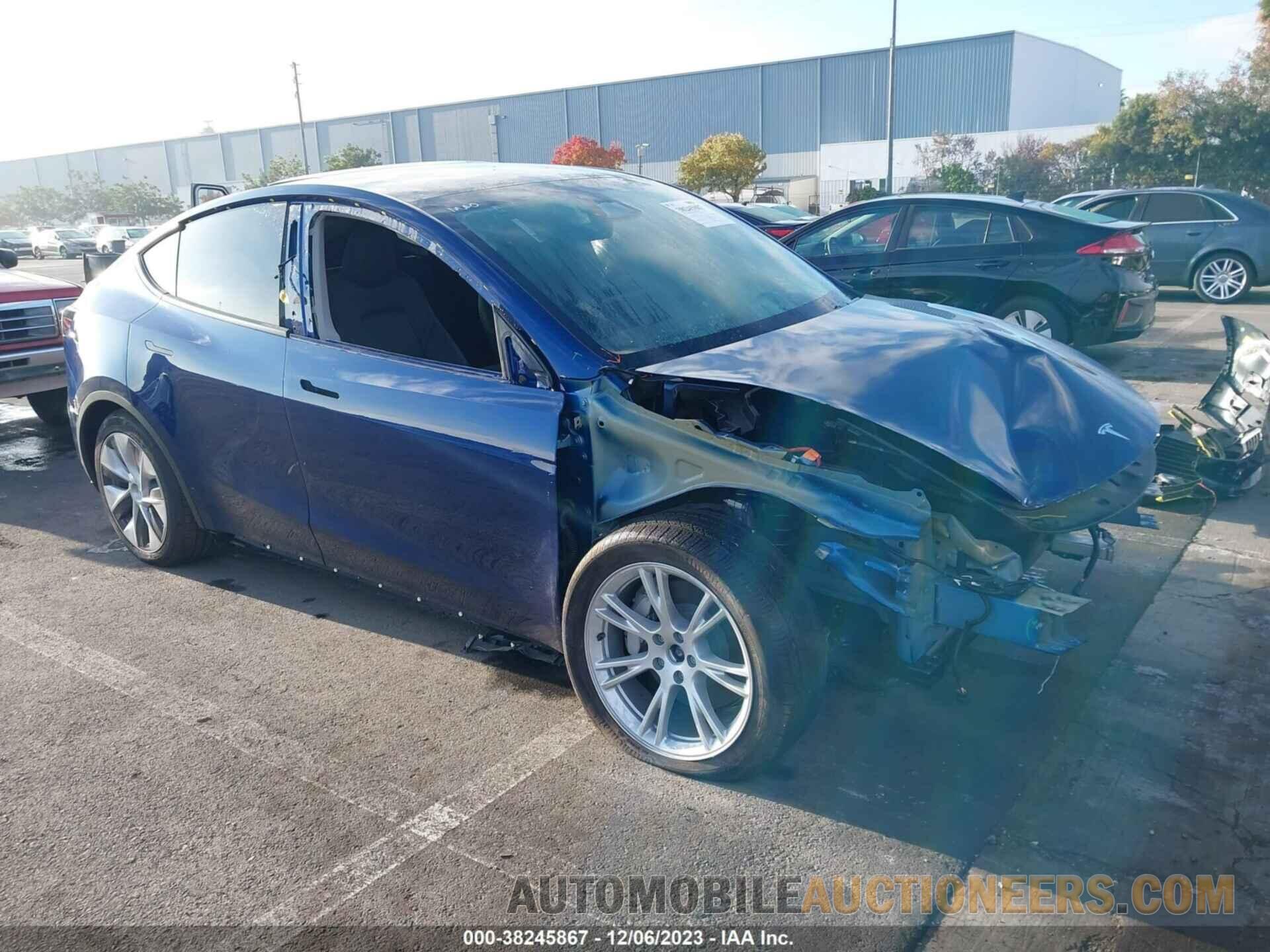 7SAYGDEE4PF826908 TESLA MODEL Y 2023