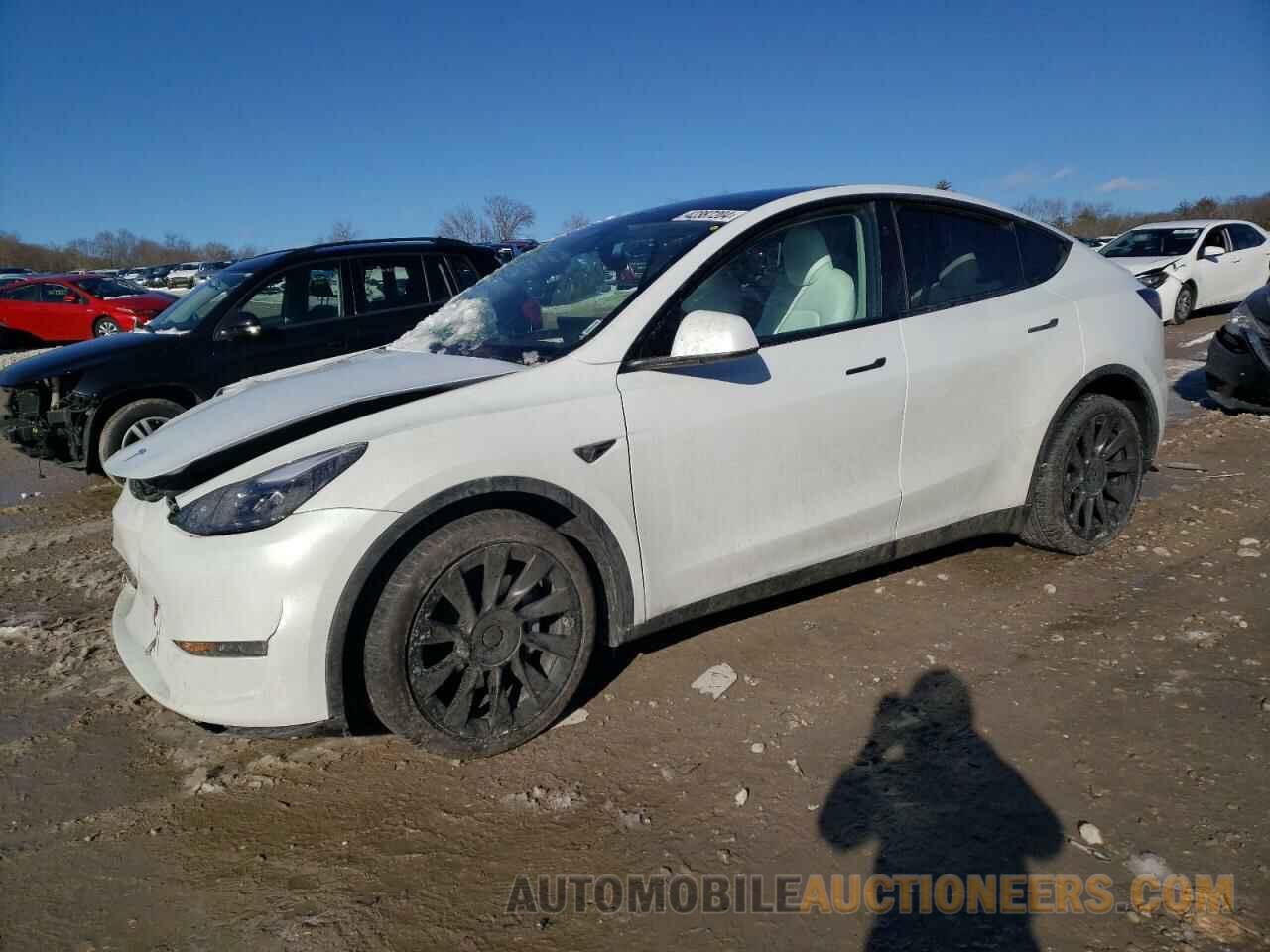 7SAYGDEE4PF841876 TESLA MODEL Y 2023