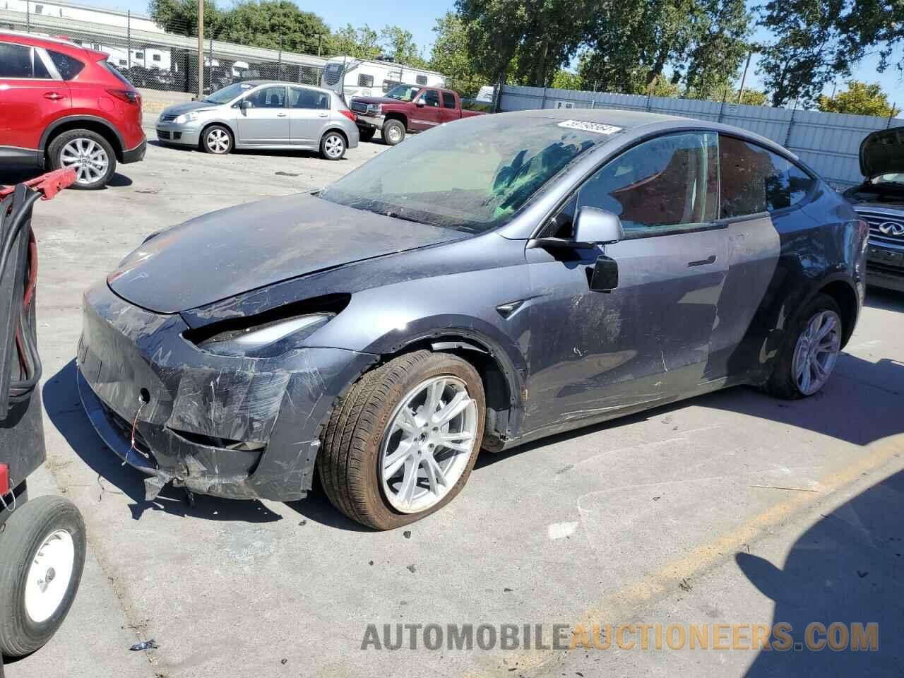 7SAYGDEE4PF841912 TESLA MODEL Y 2023