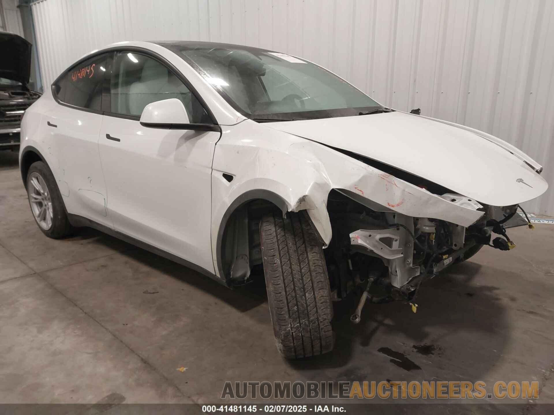 7SAYGDEE4PF842090 TESLA MODEL Y 2023