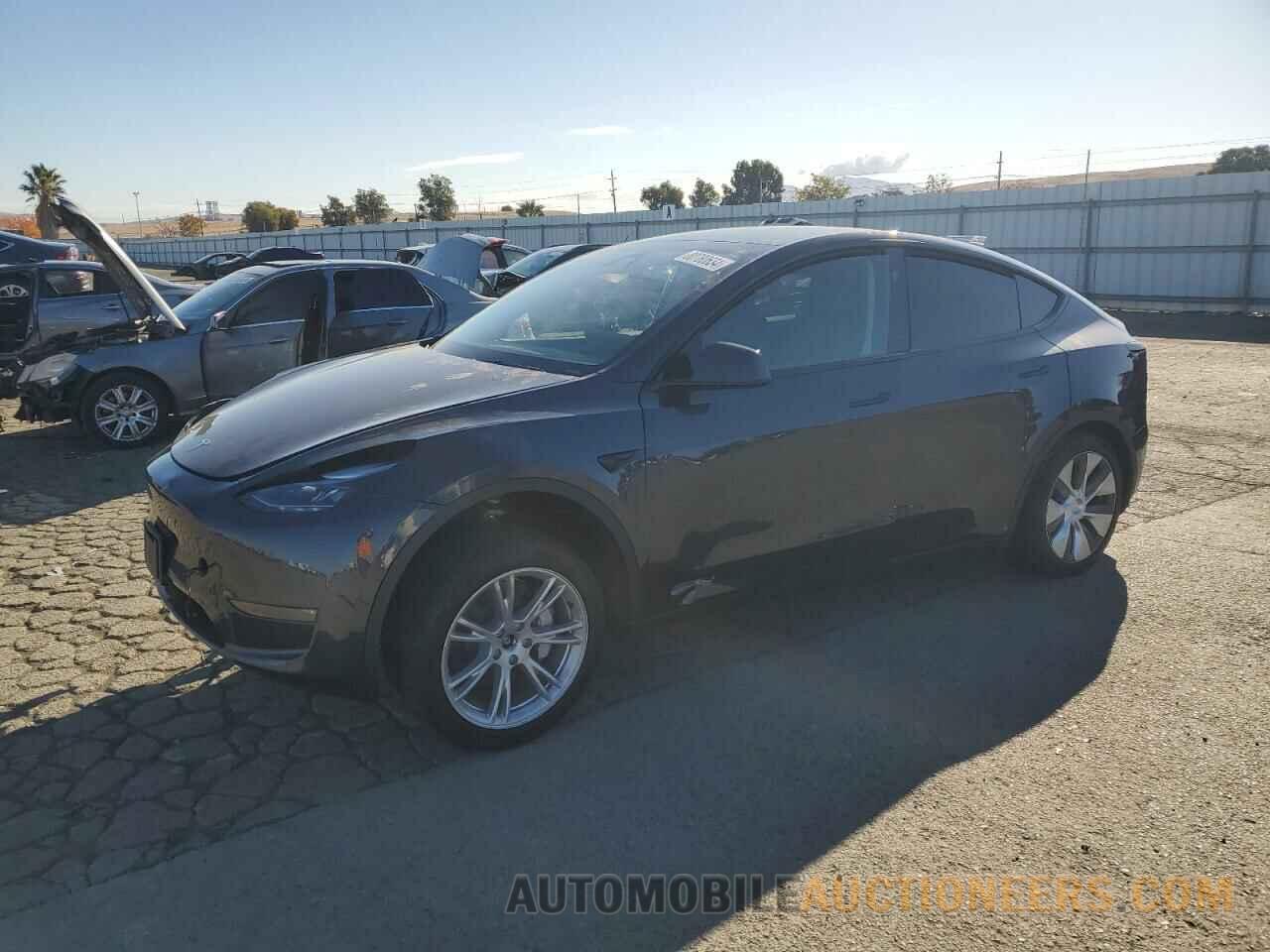 7SAYGDEE4RA224140 TESLA MODEL Y 2024