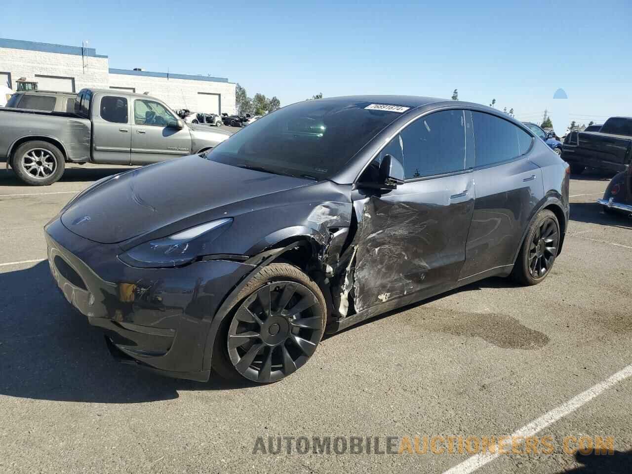 7SAYGDEE4RA225529 TESLA MODEL Y 2024