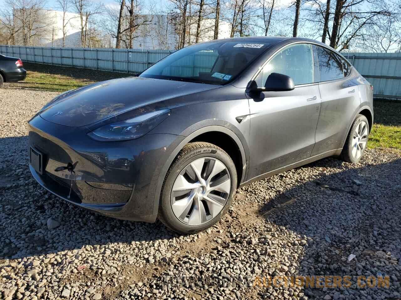 7SAYGDEE4RA230679 TESLA MODEL Y 2024