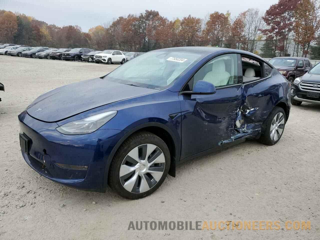 7SAYGDEE4RA266078 TESLA MODEL Y 2024