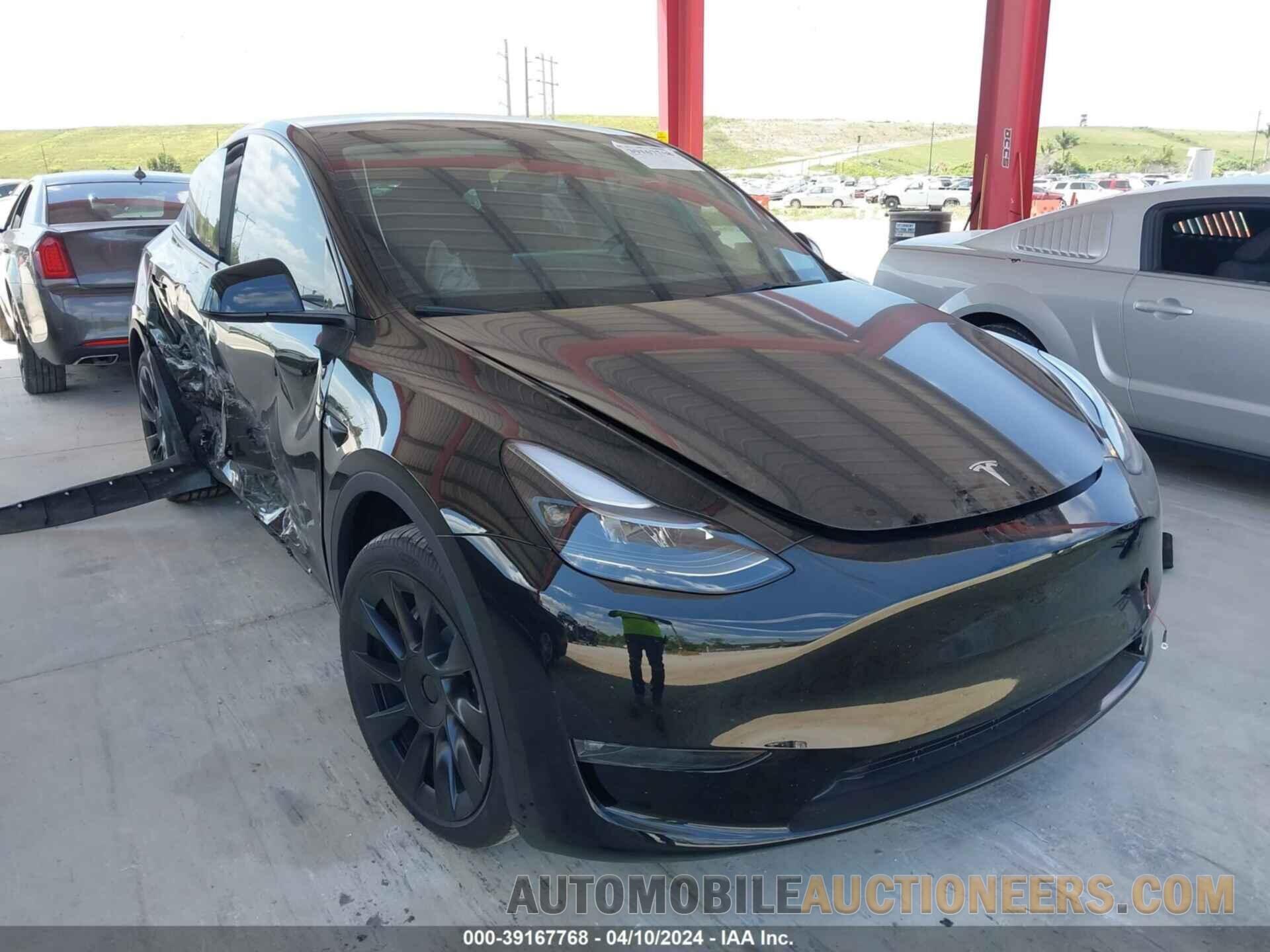 7SAYGDEE4RF035085 TESLA MODEL Y 2024