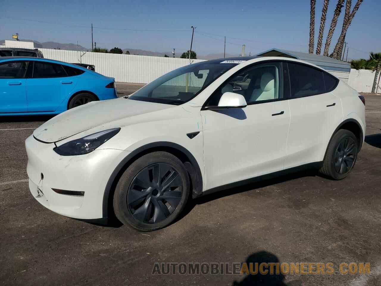 7SAYGDEE4RF128933 TESLA MODEL Y 2024