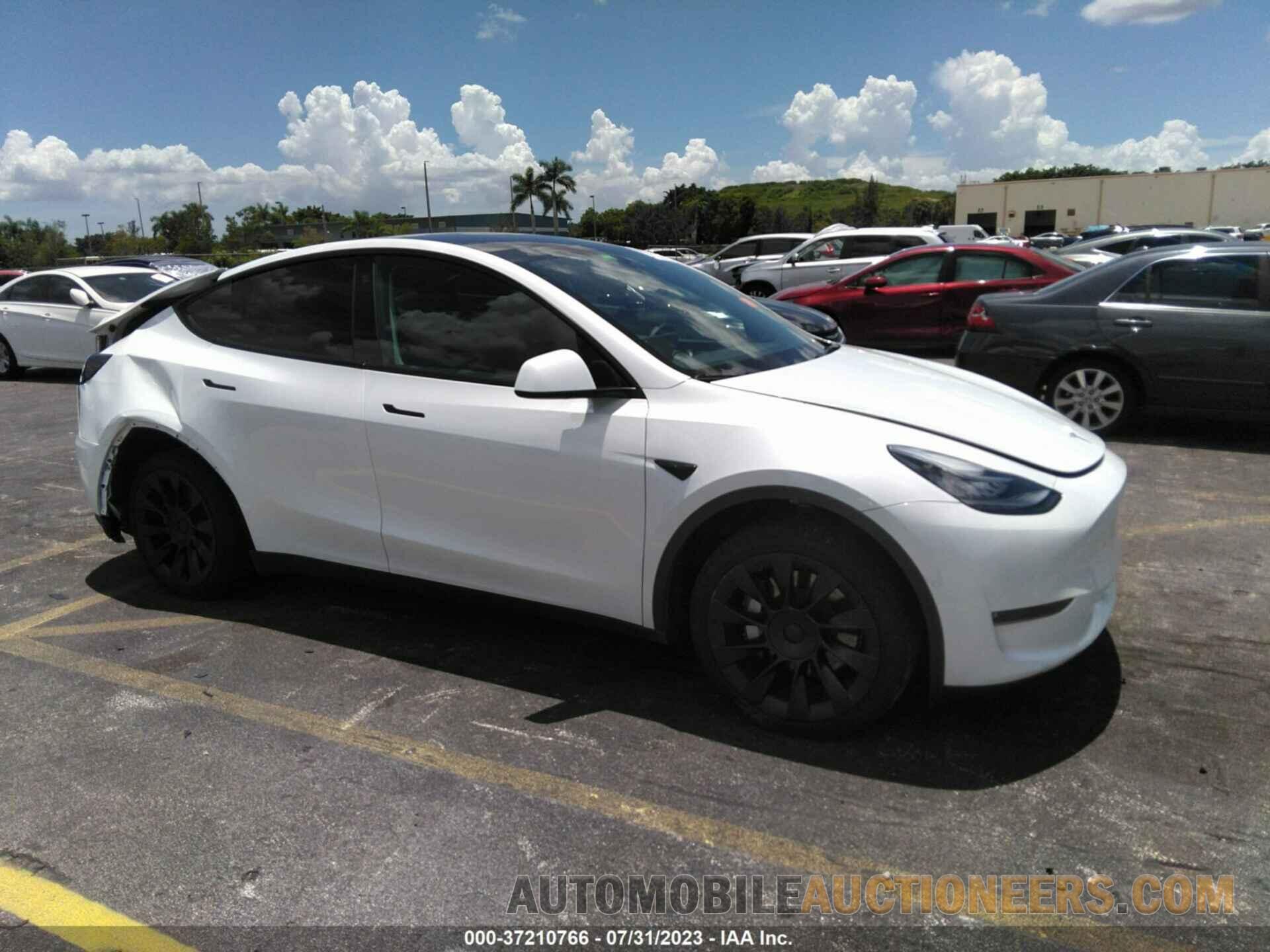 7SAYGDEE5NA010817 TESLA MODEL Y 2022