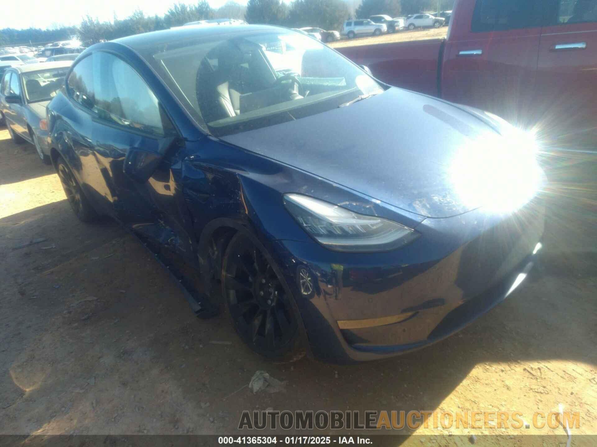 7SAYGDEE5NA013975 TESLA MODEL Y 2022