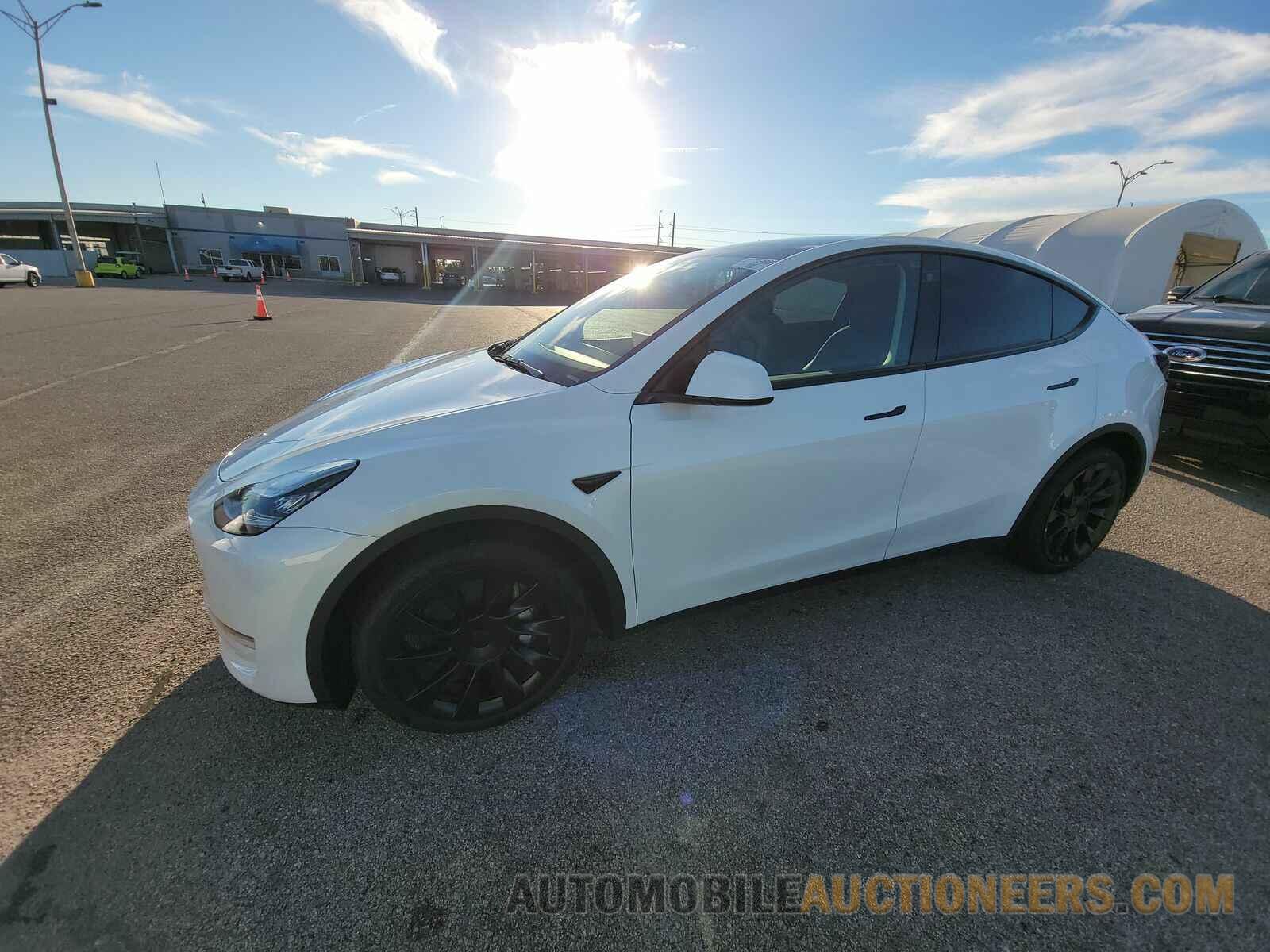 7SAYGDEE5NF385738 Tesla Mo 2022