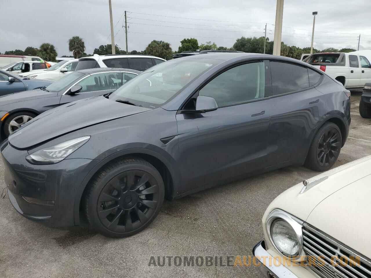 7SAYGDEE5NF480607 TESLA MODEL Y 2022