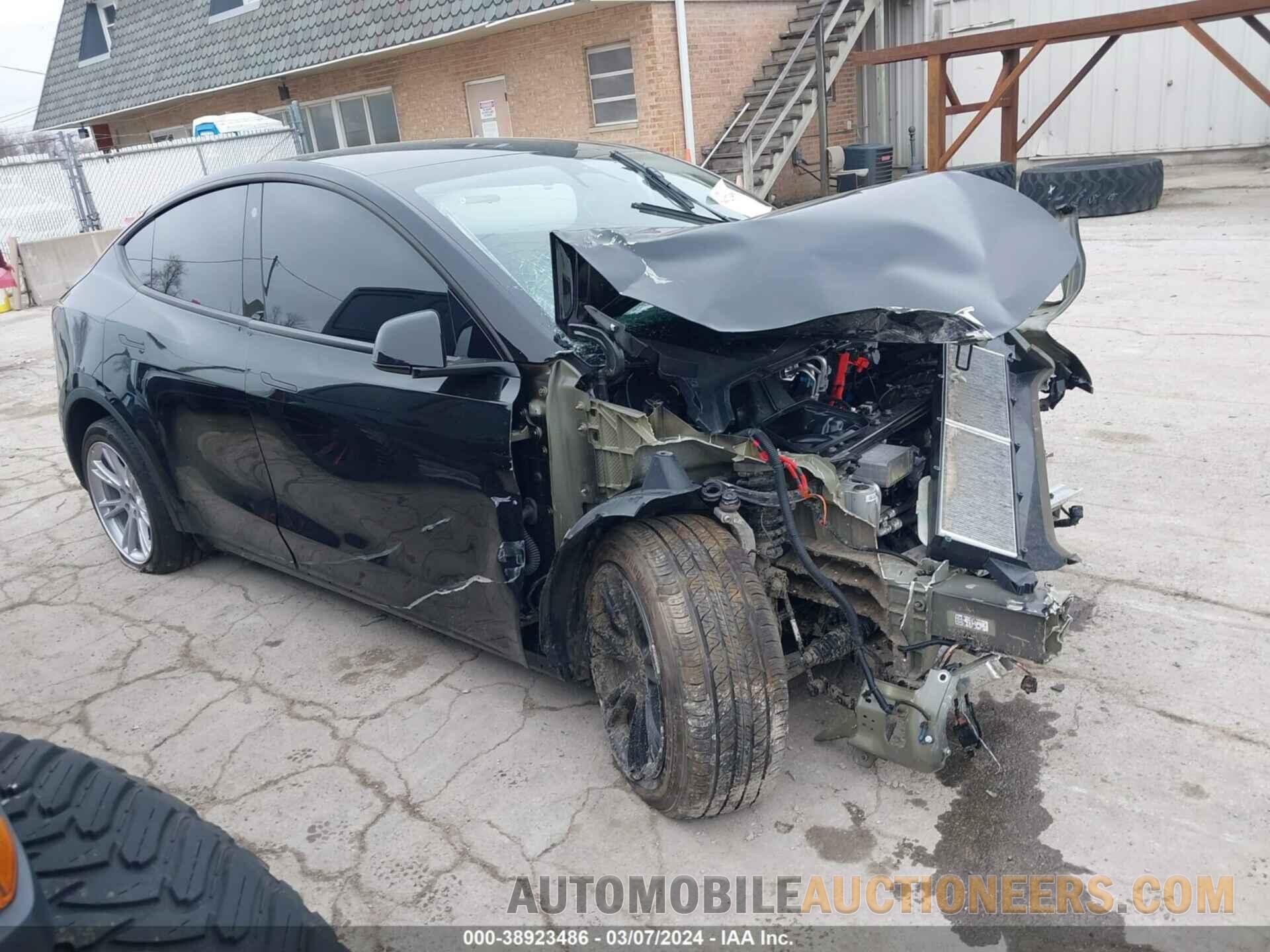 7SAYGDEE5PA083219 TESLA MODEL Y 2023