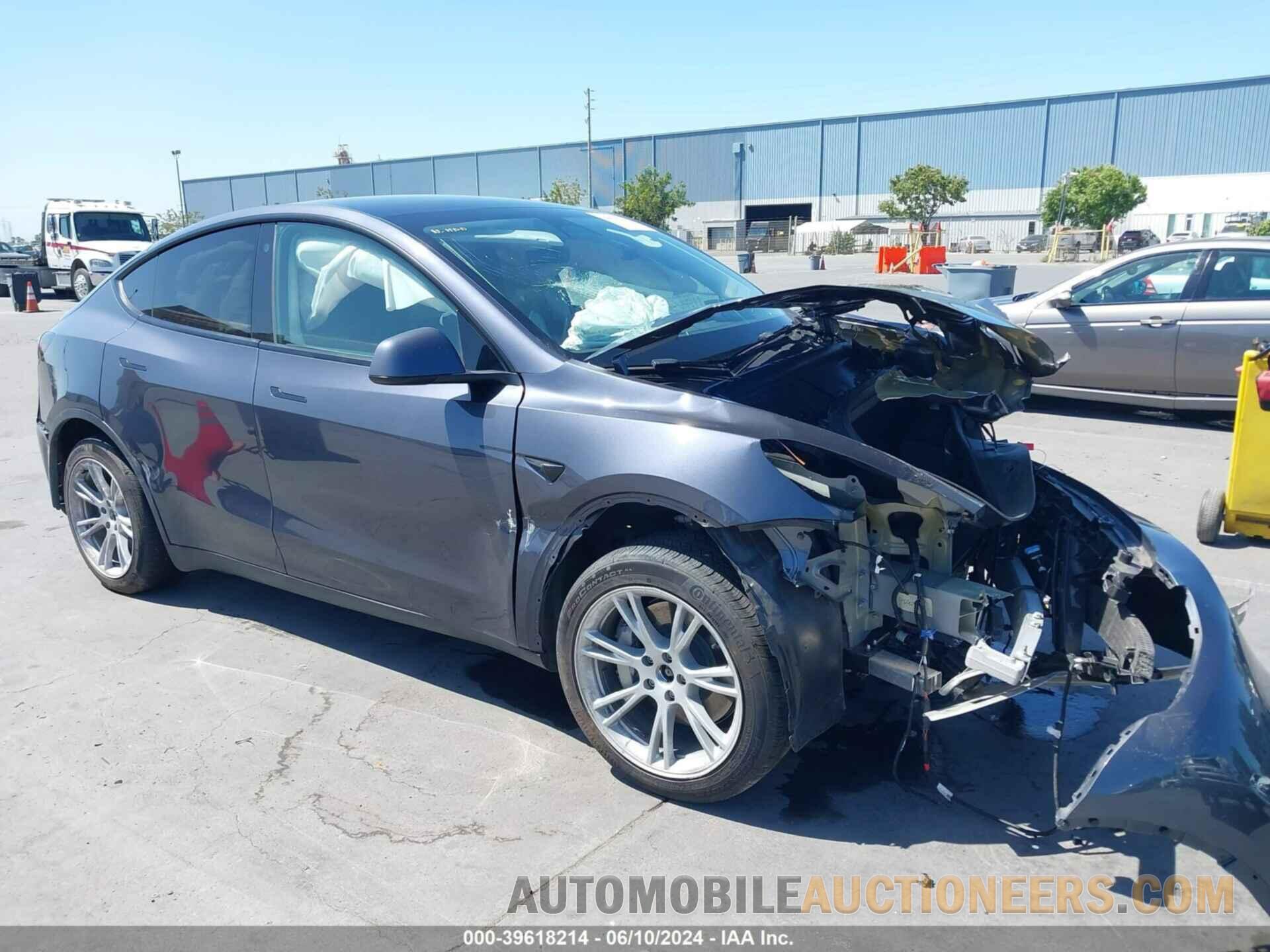 7SAYGDEE5PF590947 TESLA MODEL Y 2023