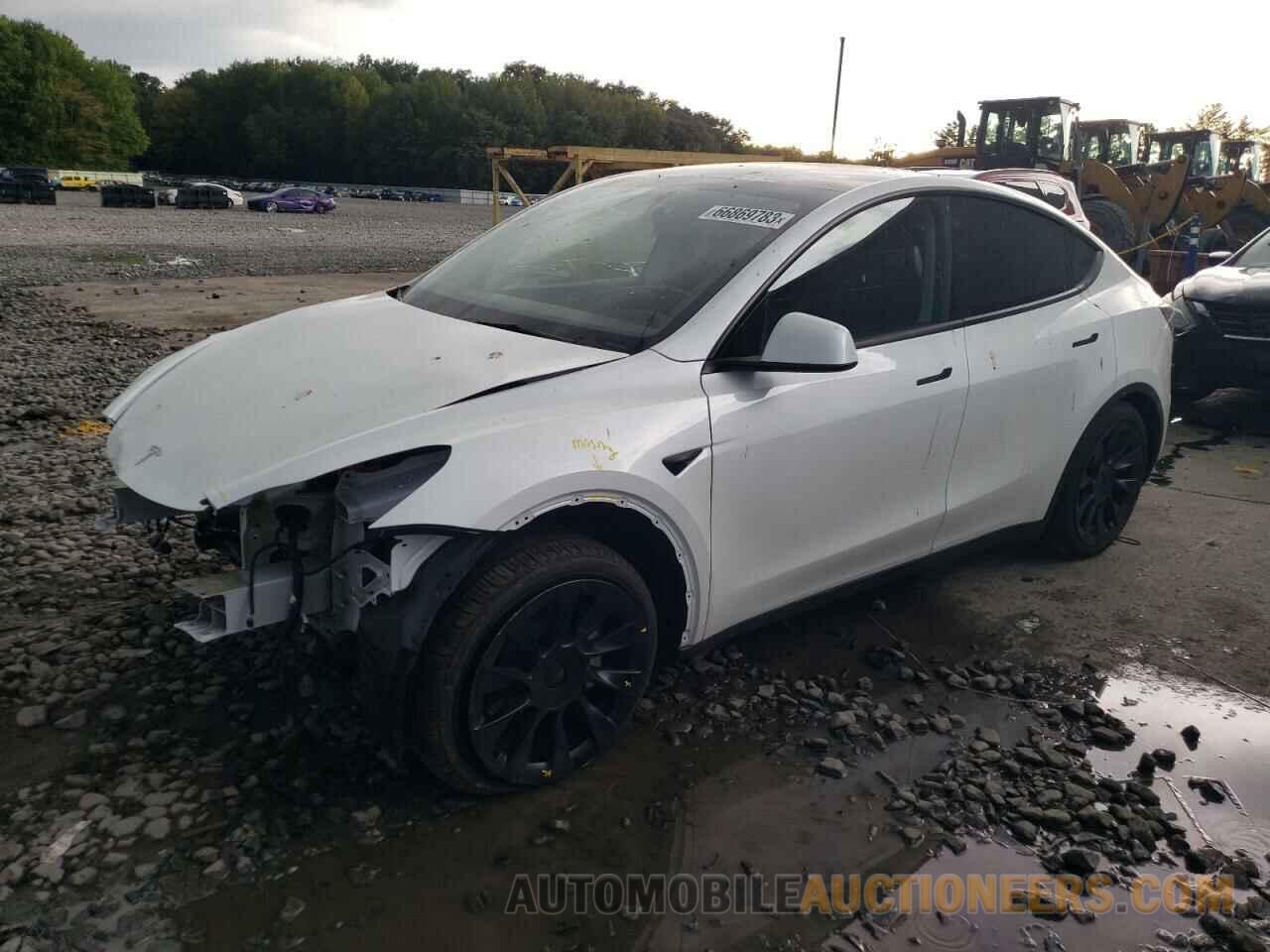 7SAYGDEE5PF759820 TESLA MODEL Y 2023