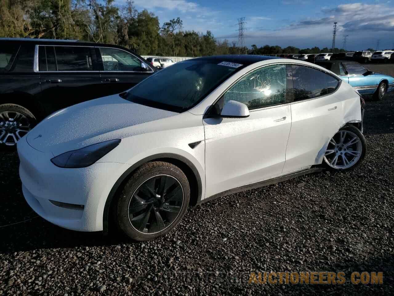 7SAYGDEE5PF805565 TESLA MODEL Y 2023