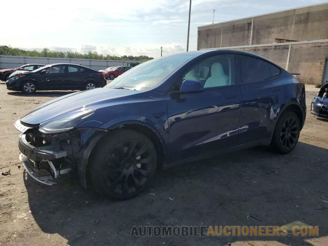 7SAYGDEE5PF910400 TESLA MODEL Y 2023